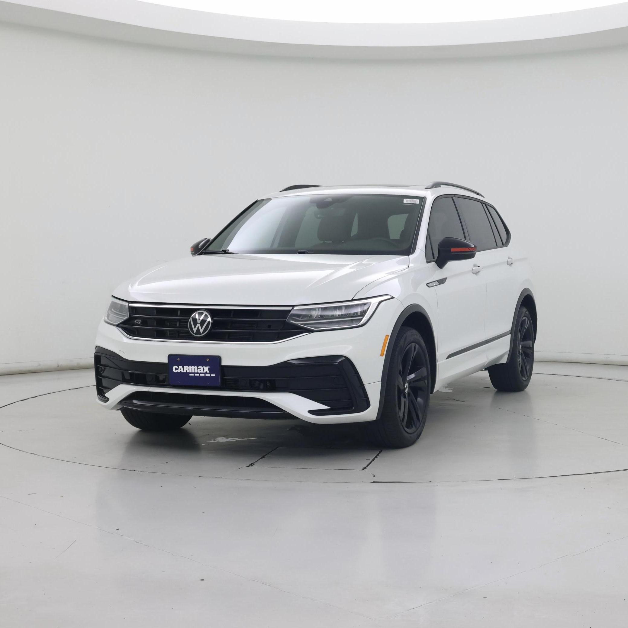 Thumbnail: 2024 Volkswagen Tiguan - 4