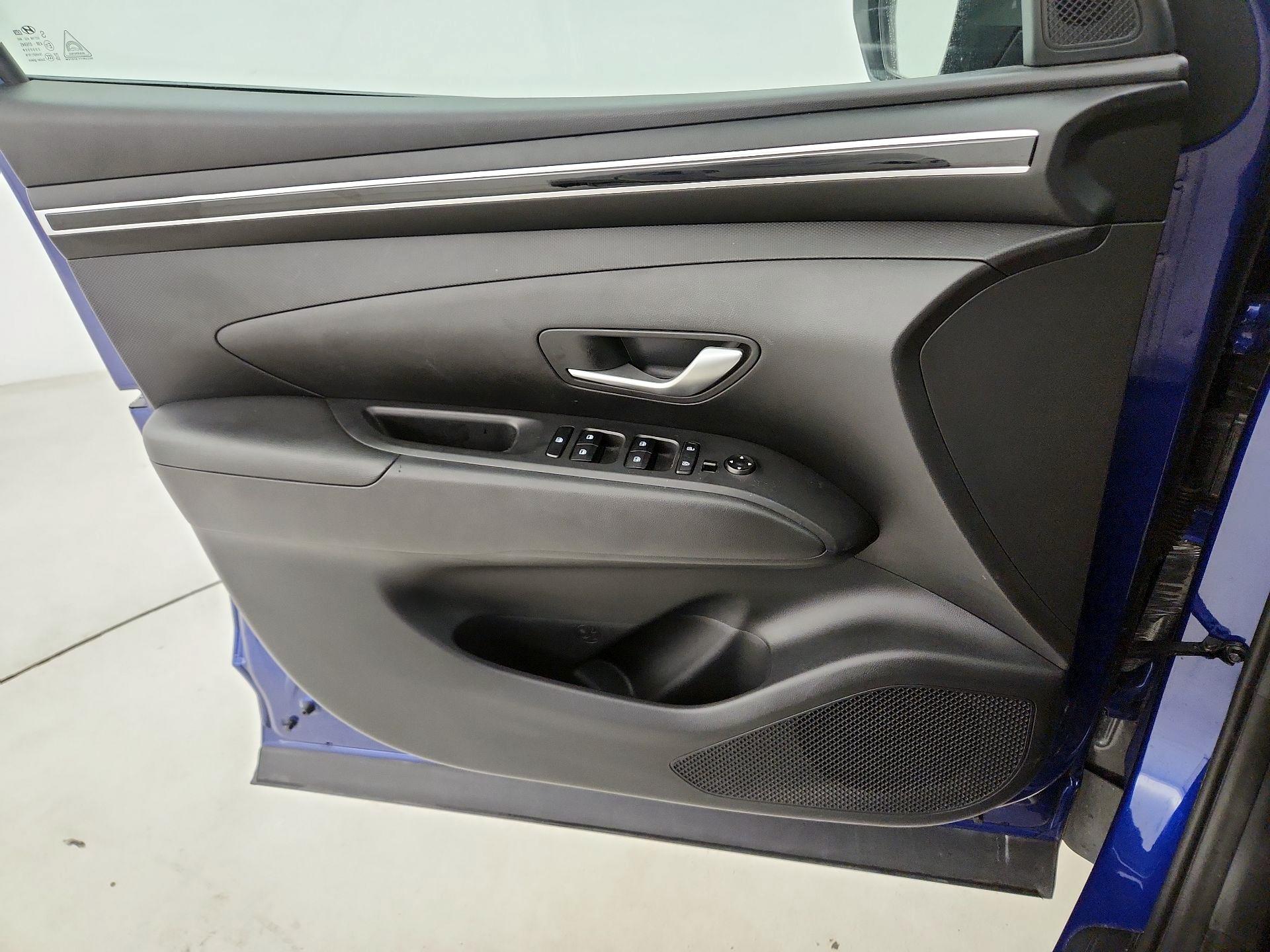 Thumbnail: 2022 Hyundai Tucson - 12