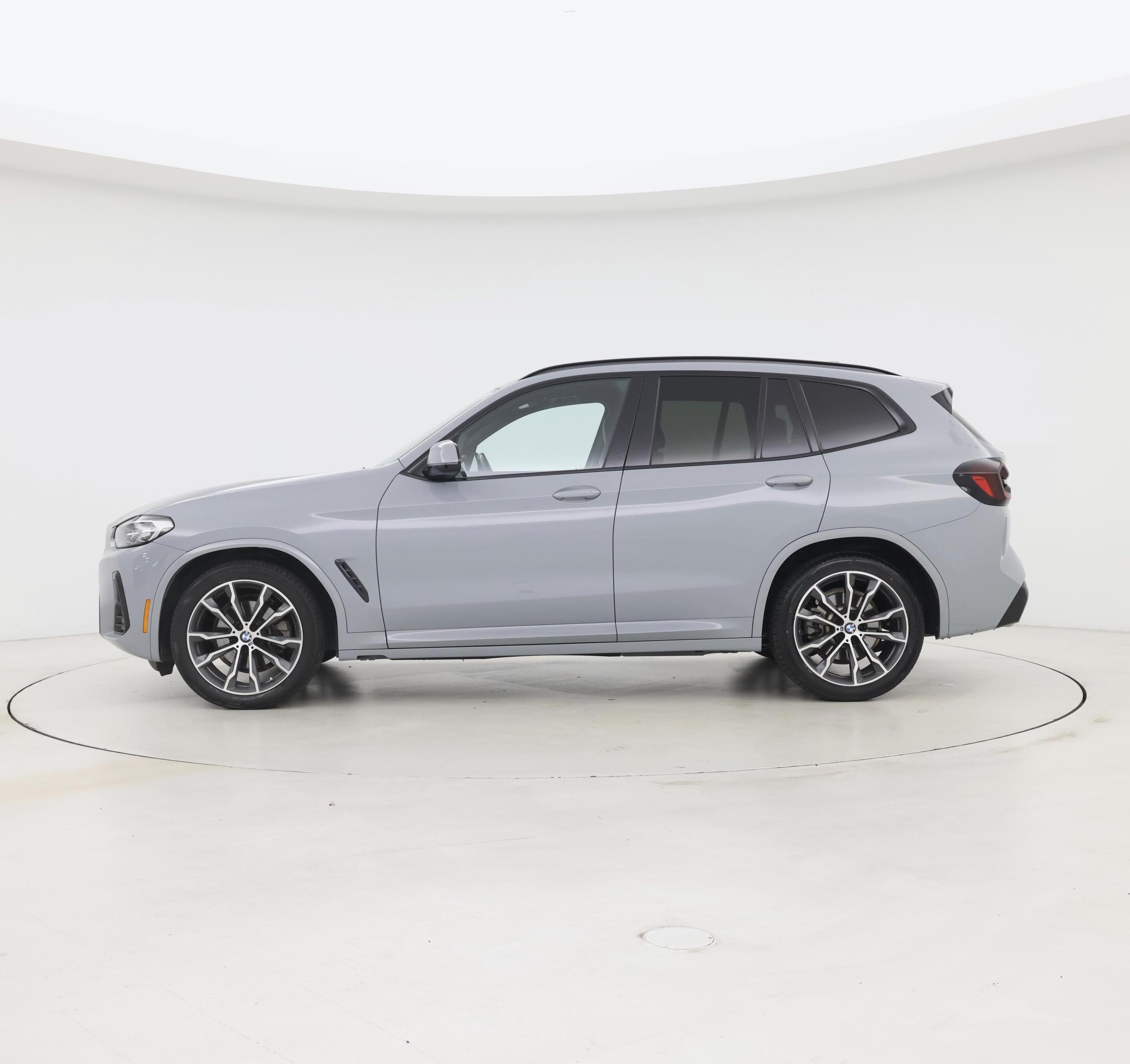Thumbnail: 2022 BMW X3 - 3