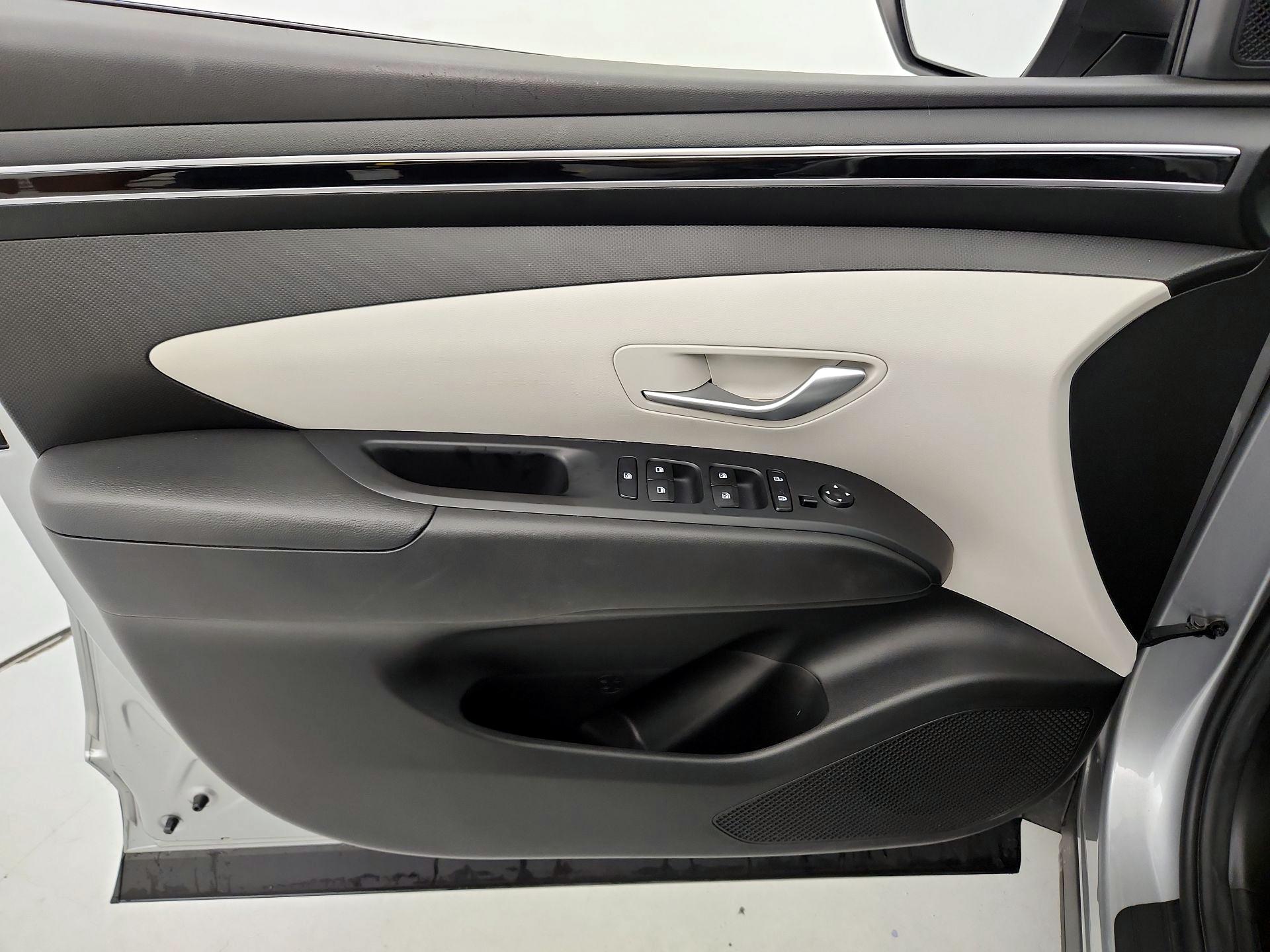 Thumbnail: 2023 Hyundai Tucson - 12