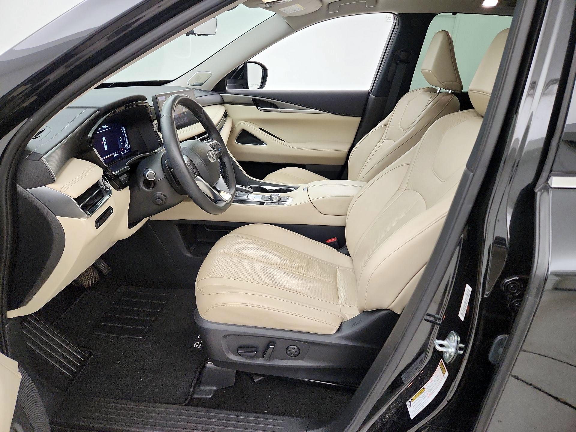 Thumbnail: 2023 INFINITI QX60 - 11