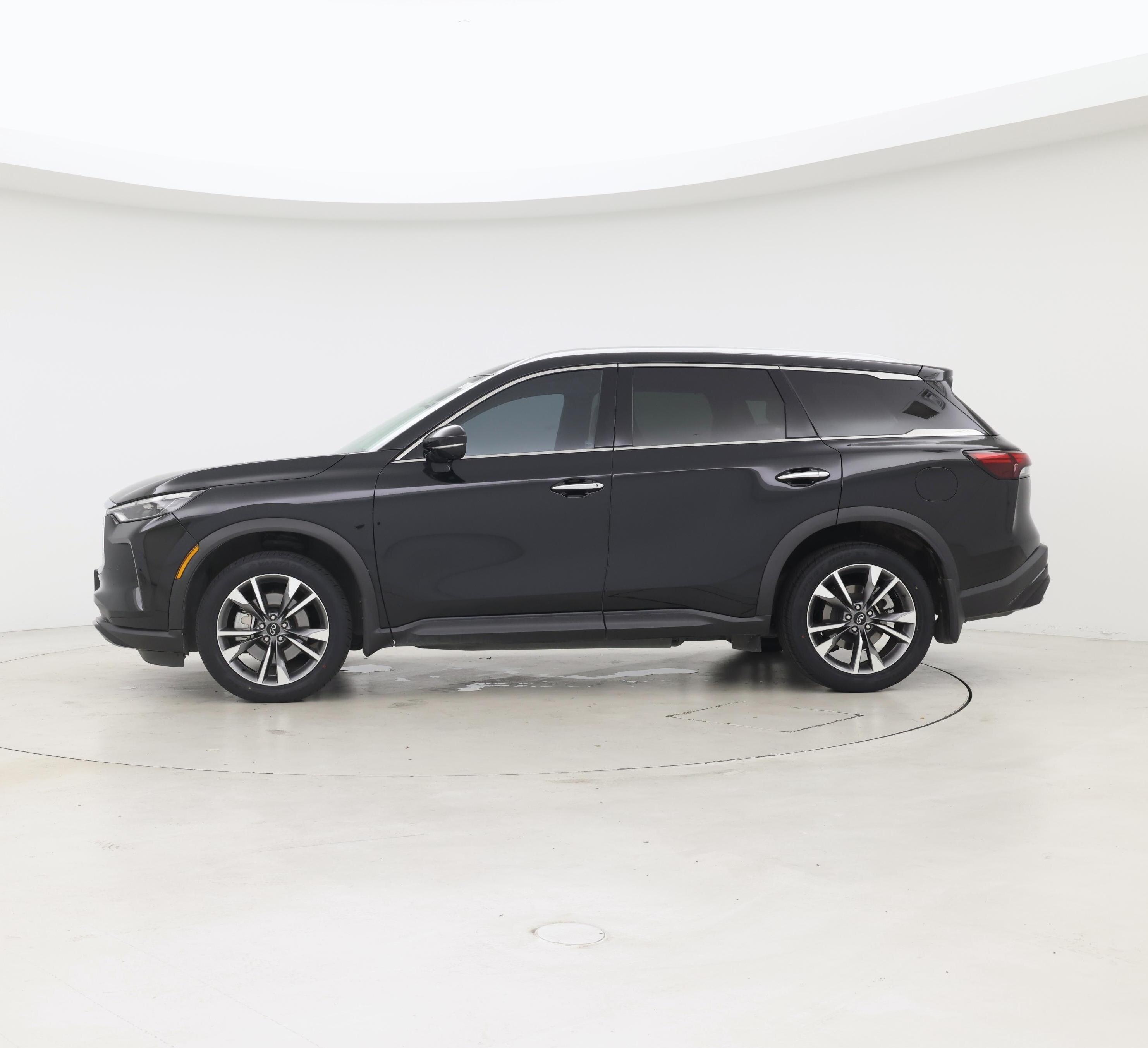 Thumbnail: 2023 INFINITI QX60 - 3