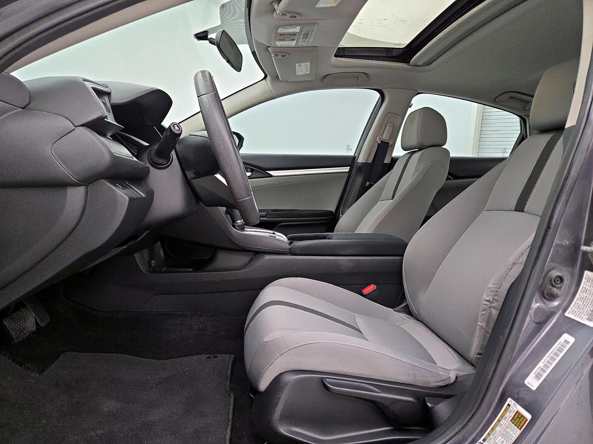 Thumbnail: 2016 Honda Civic - 11
