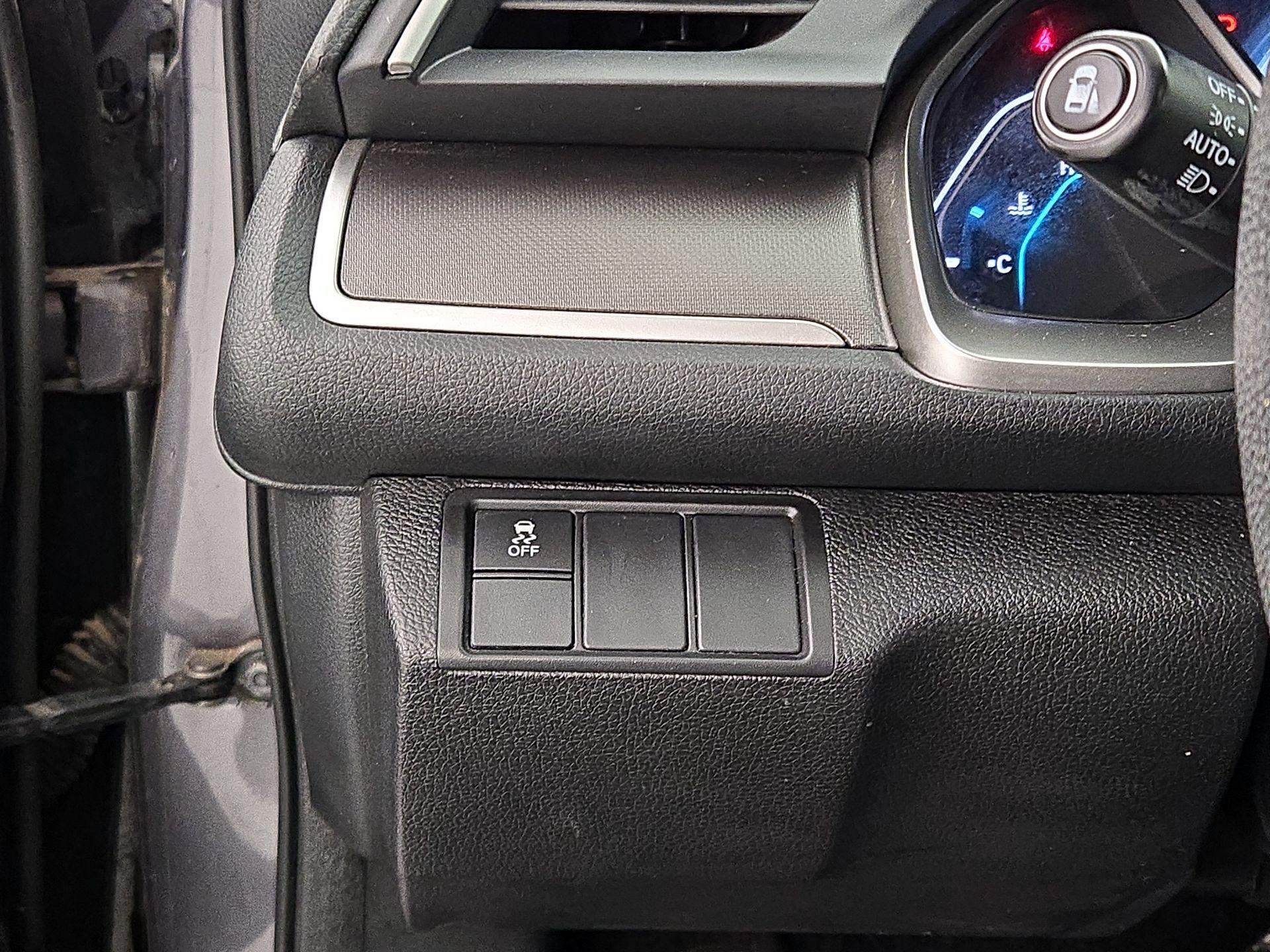 Thumbnail: 2016 Honda Civic - 13