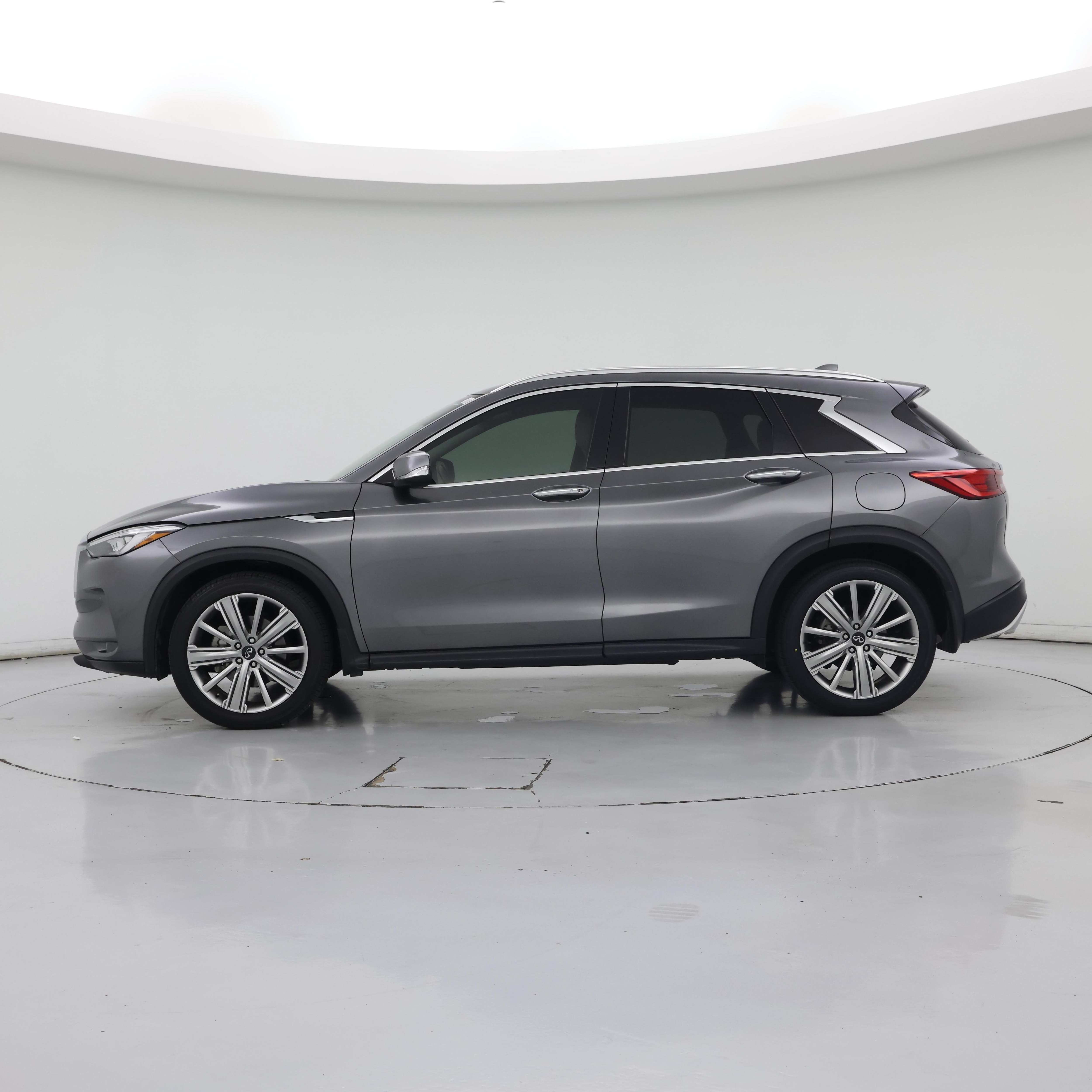 Thumbnail: 2022 INFINITI QX50 - 3