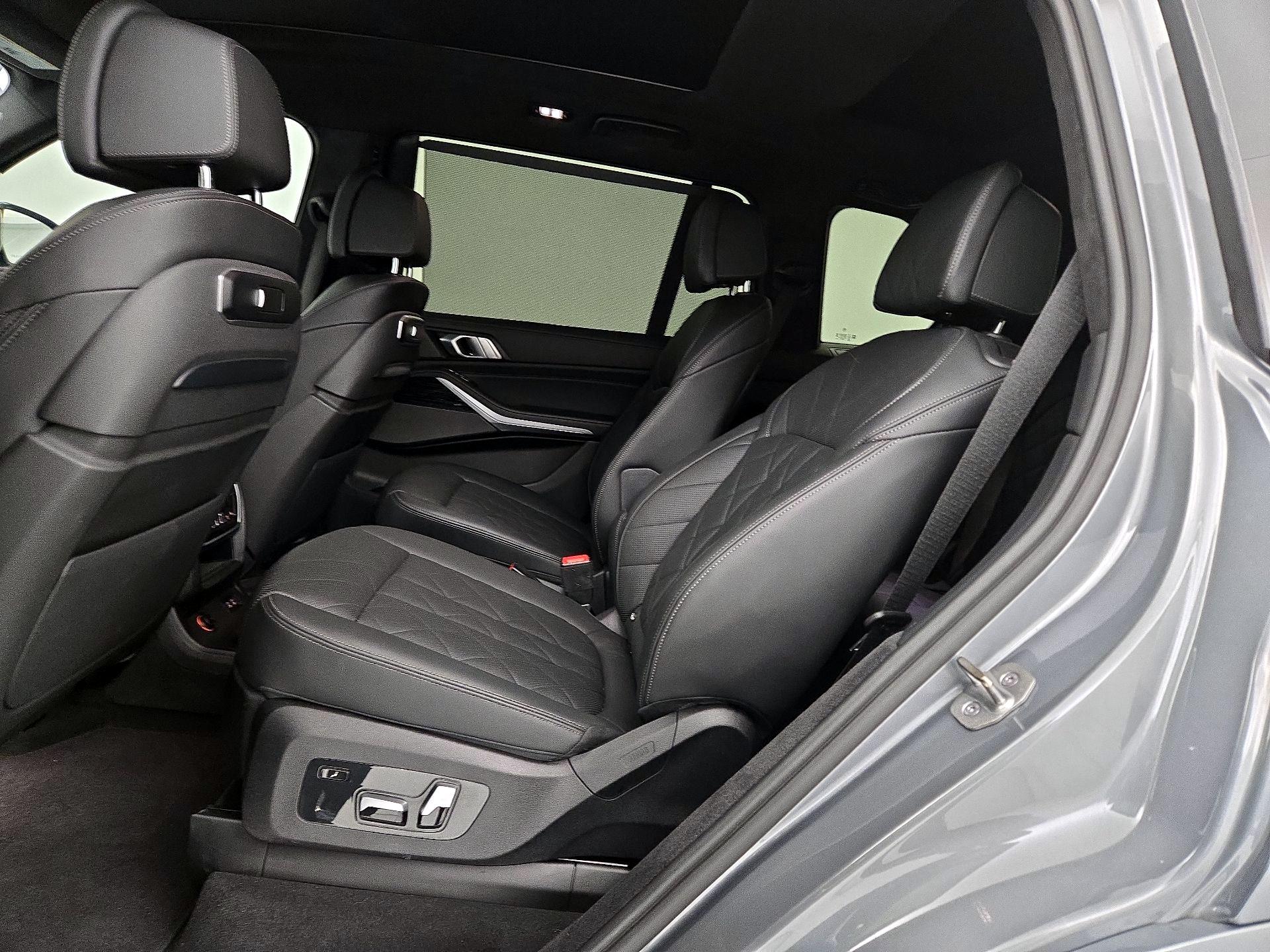 Thumbnail: 2023 BMW X7 - 20