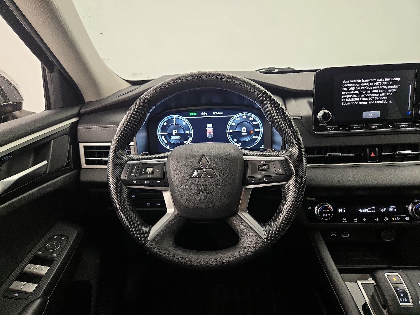 2025 Mitsubishi Outlander Plug-in Hybrid ES - Photo 11