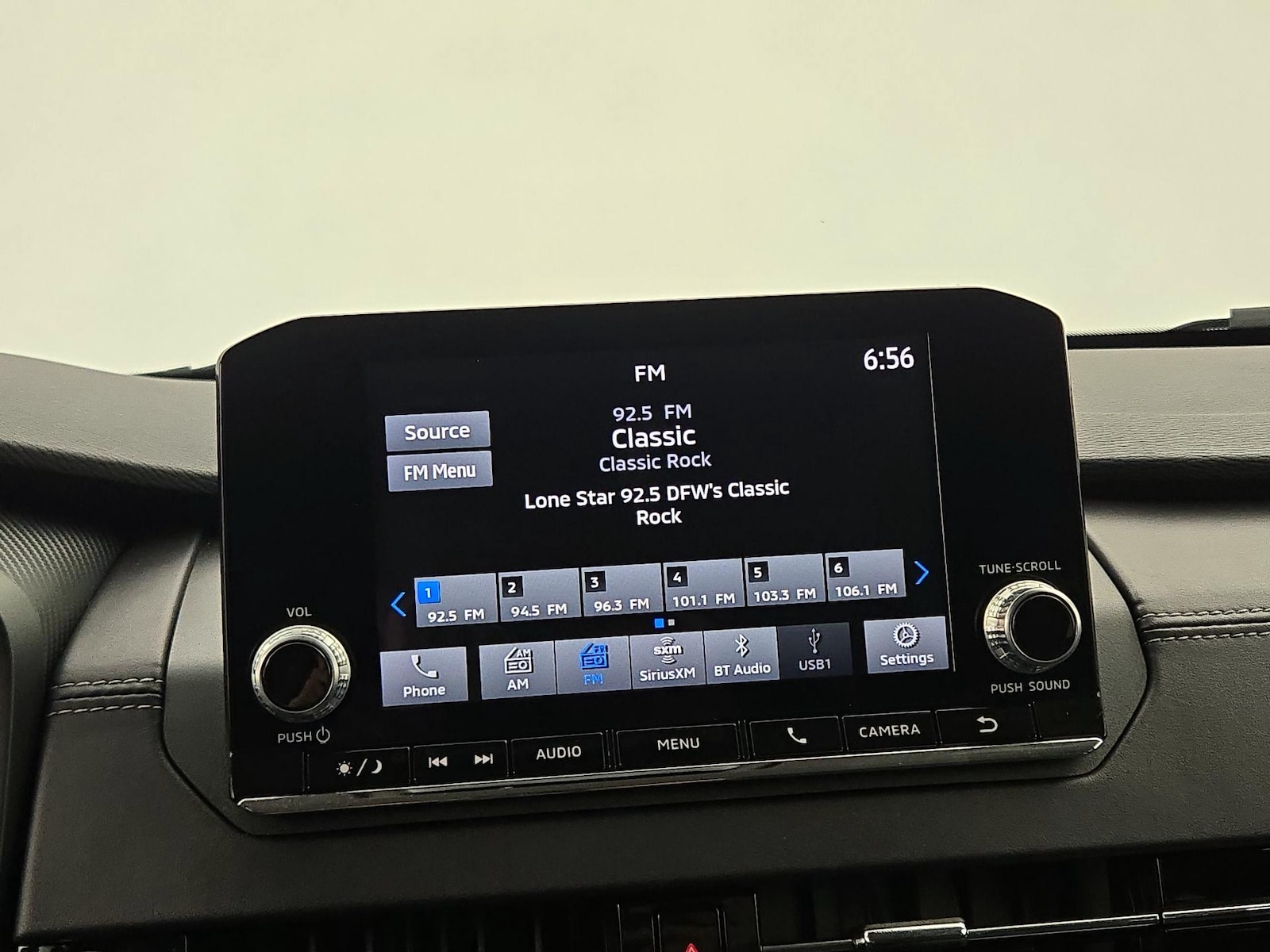 2025 Mitsubishi Outlander Plug-in Hybrid ES - Photo 16