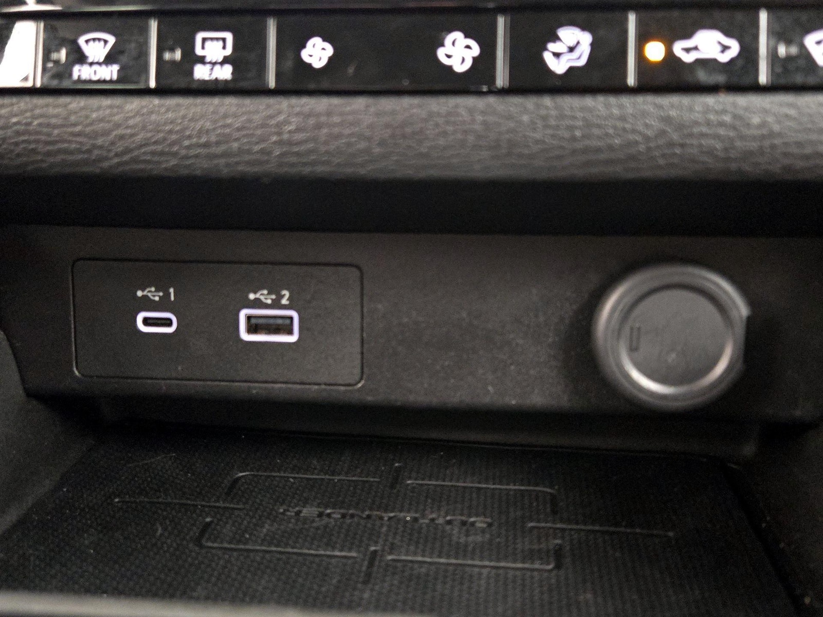 2025 Mitsubishi Outlander Plug-in Hybrid ES - Photo 19