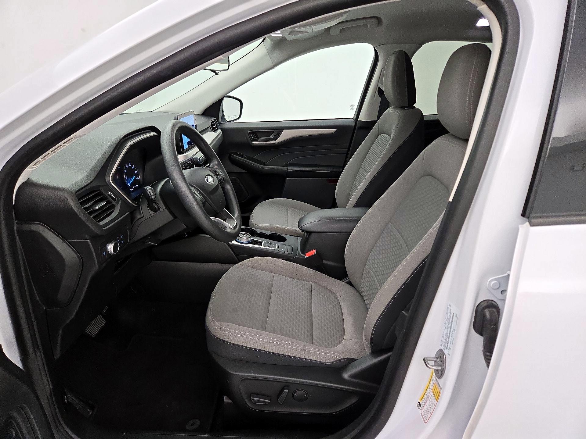 Thumbnail: 2022 Ford Escape - 11