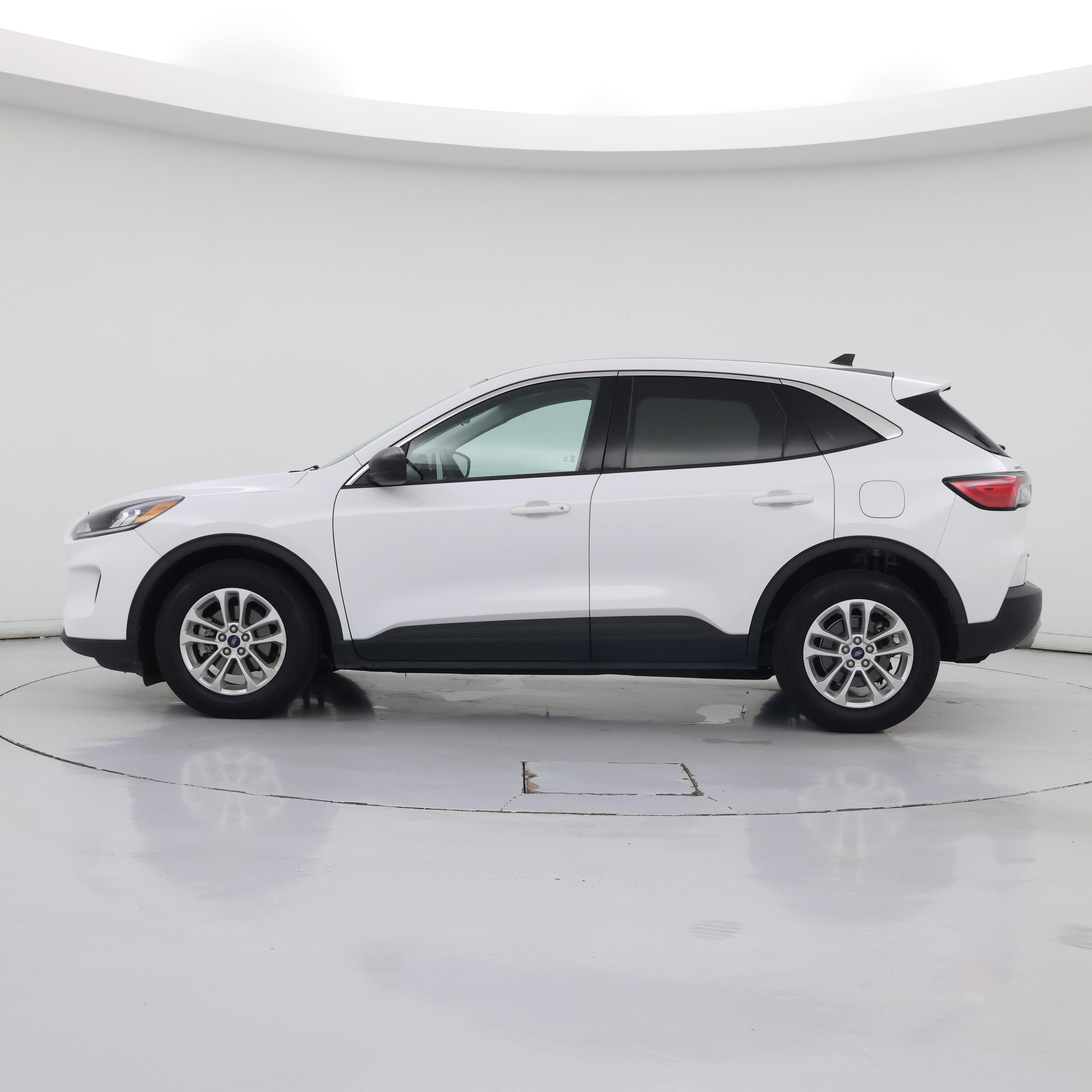 Thumbnail: 2022 Ford Escape - 3