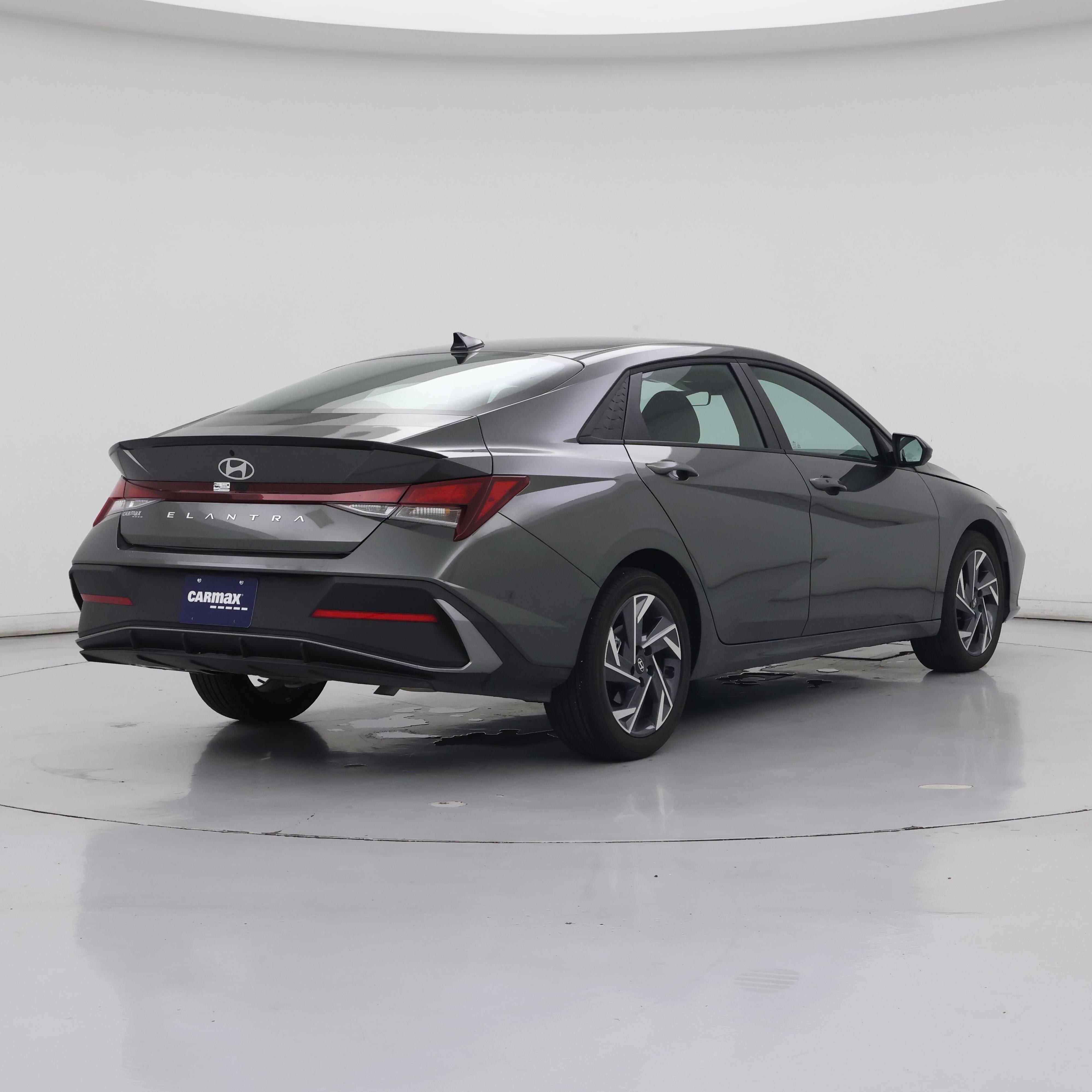 Thumbnail: 2025 Hyundai Elantra - 8