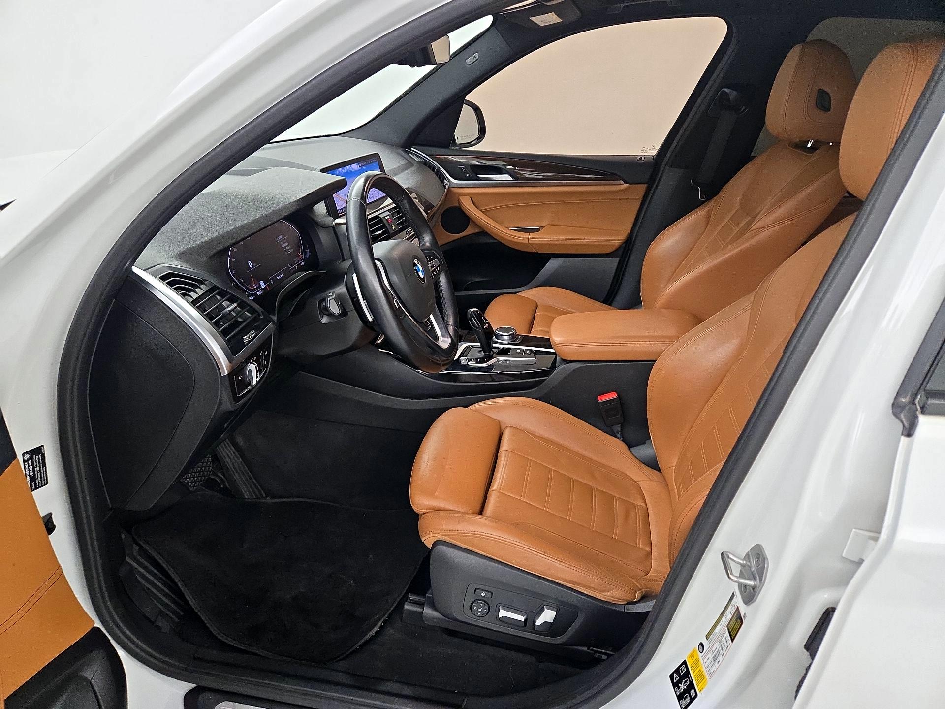 Thumbnail: 2021 BMW X3 - 11