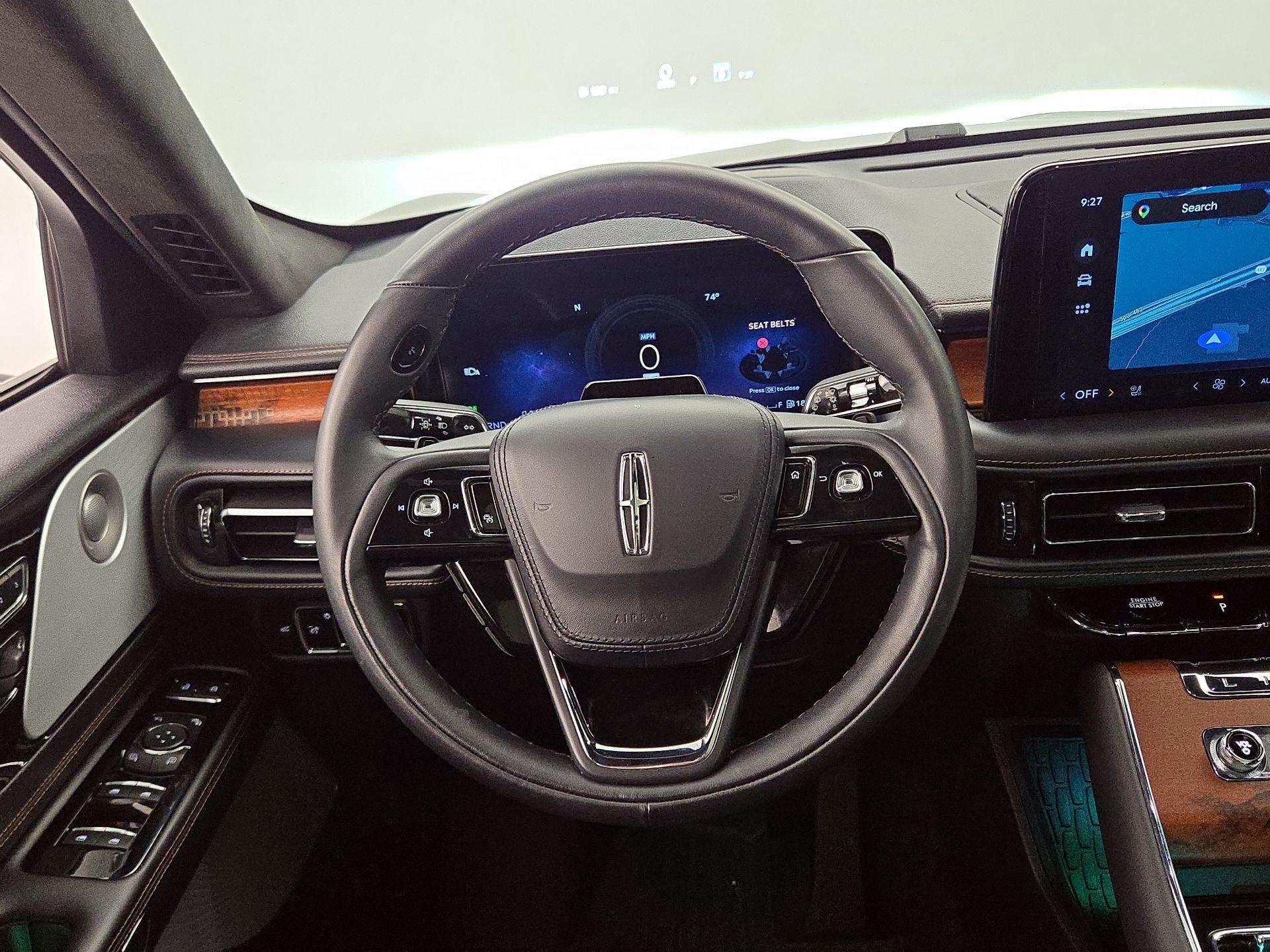 Thumbnail: 2025 Lincoln Aviator - 10