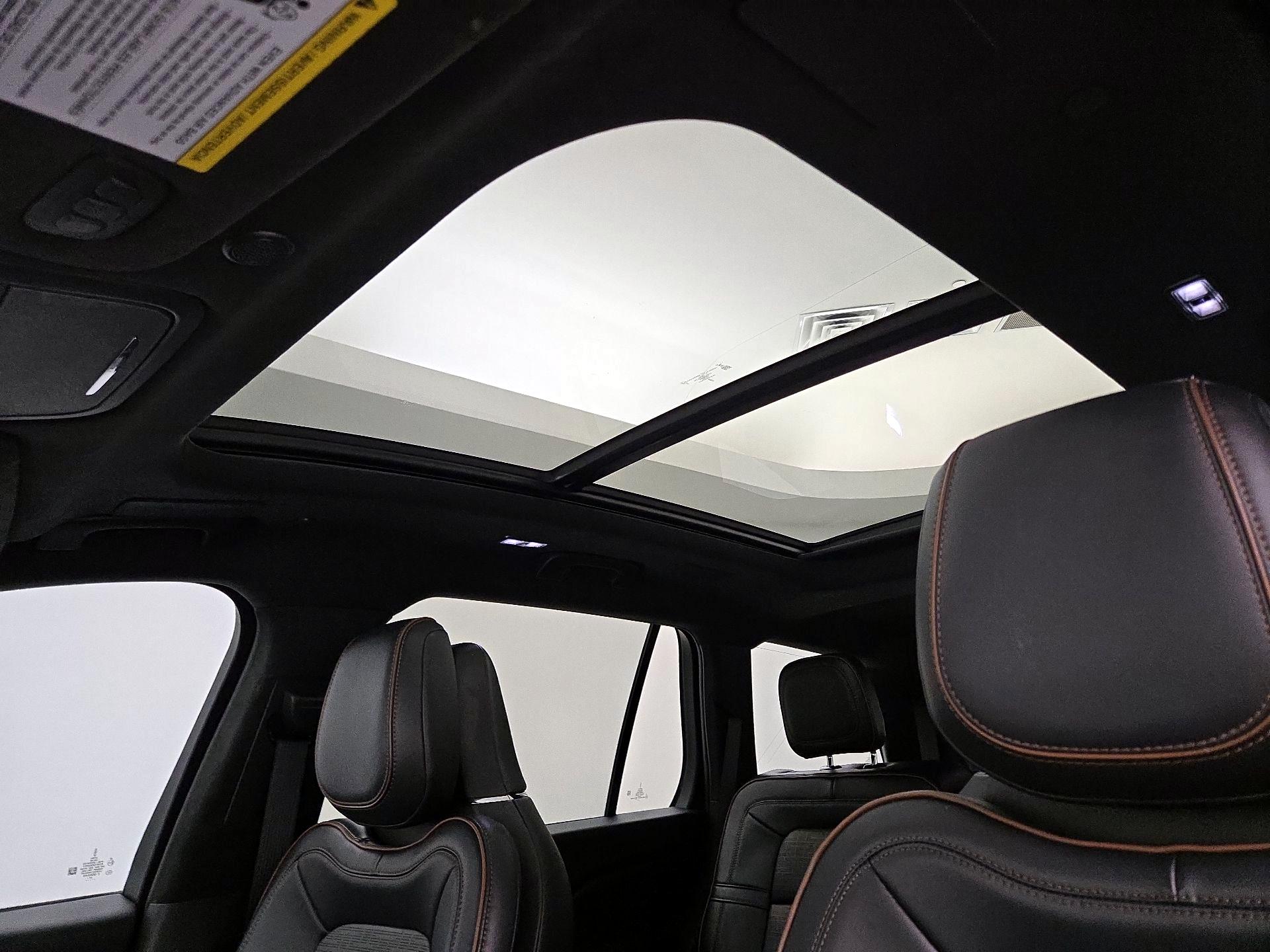 Thumbnail: 2025 Lincoln Aviator - 20