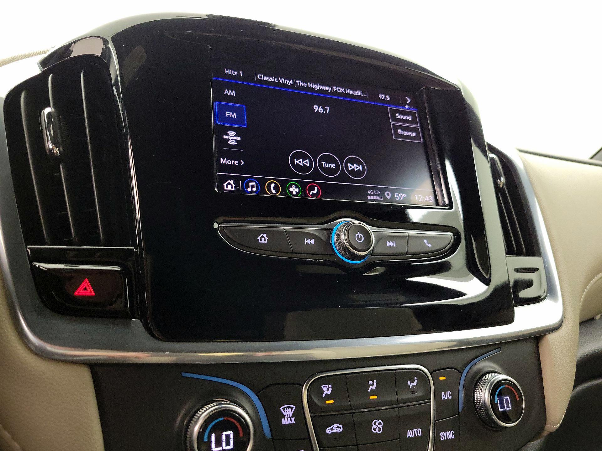 Thumbnail: 2023 Chevrolet Traverse - 15