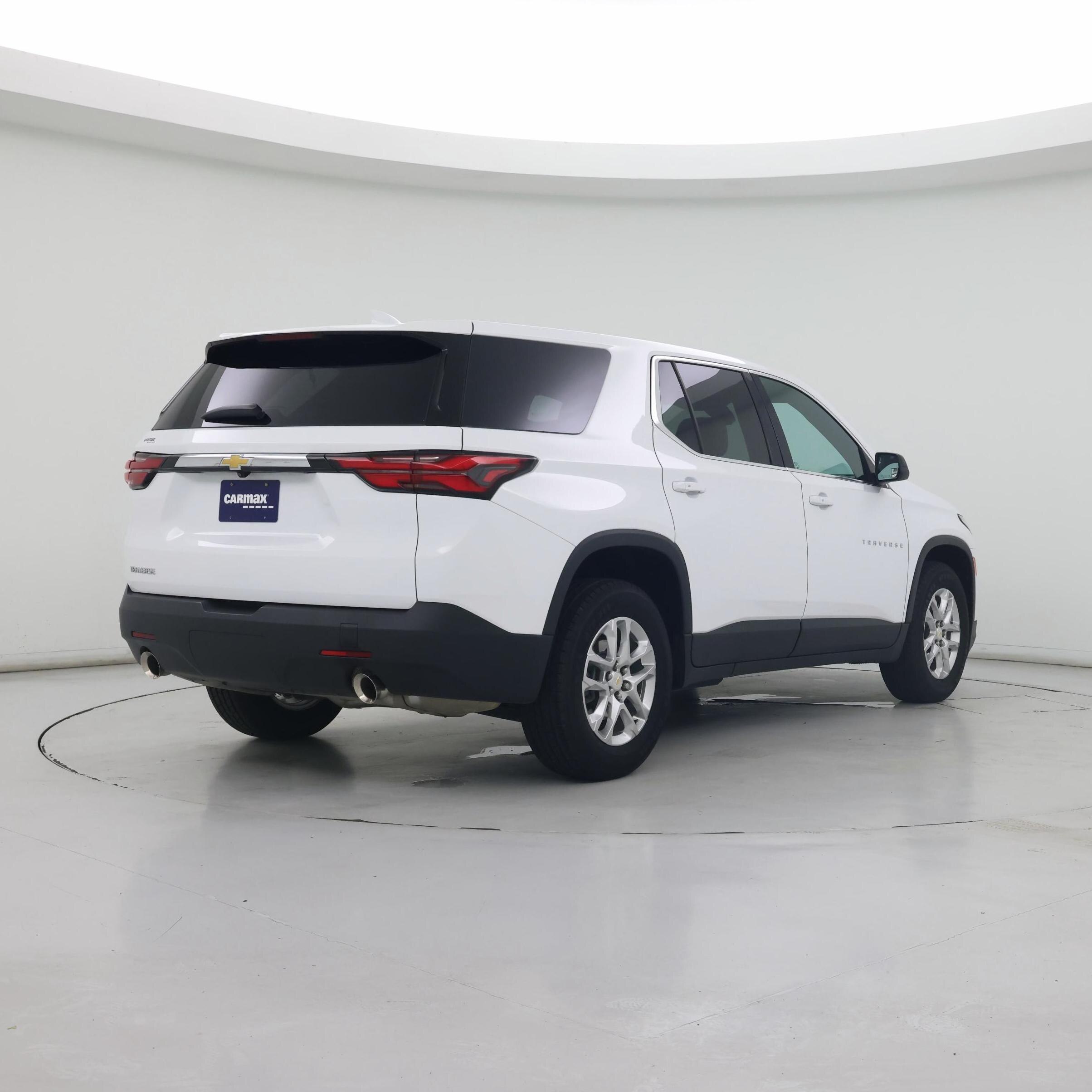 Thumbnail: 2023 Chevrolet Traverse - 8