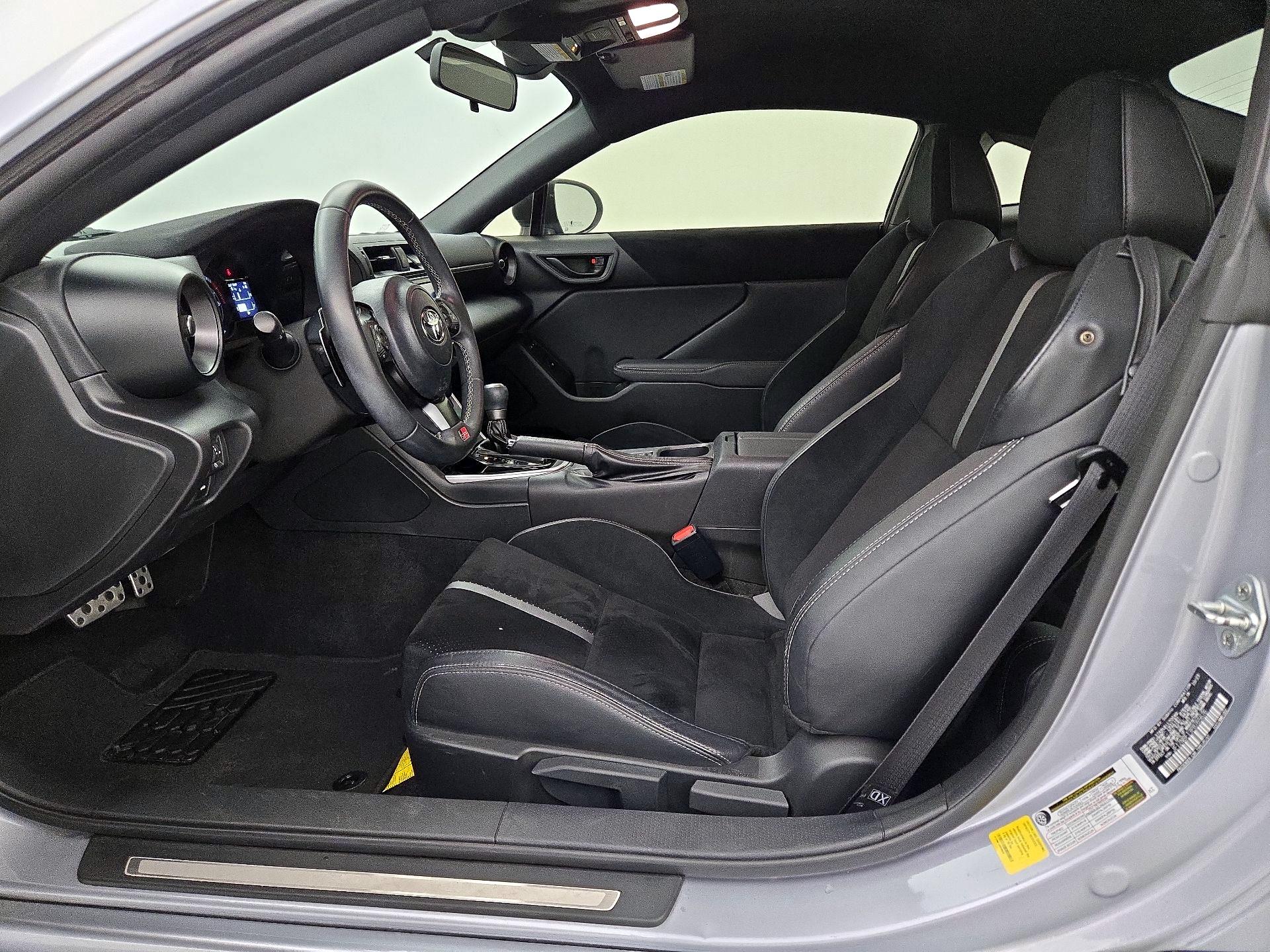 Thumbnail: 2023 Toyota GR86 - 11