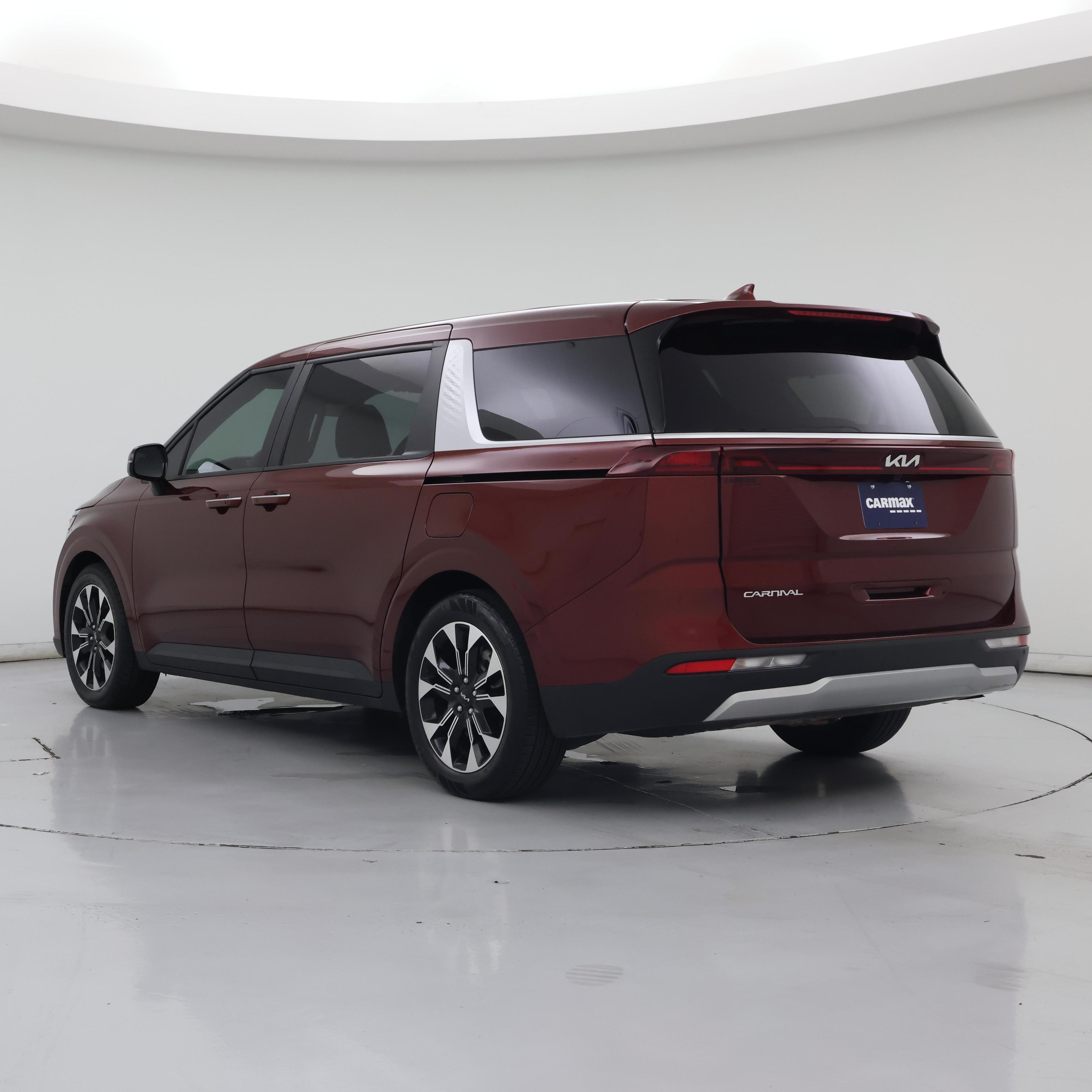 Thumbnail: 2023 Kia Carnival - 2