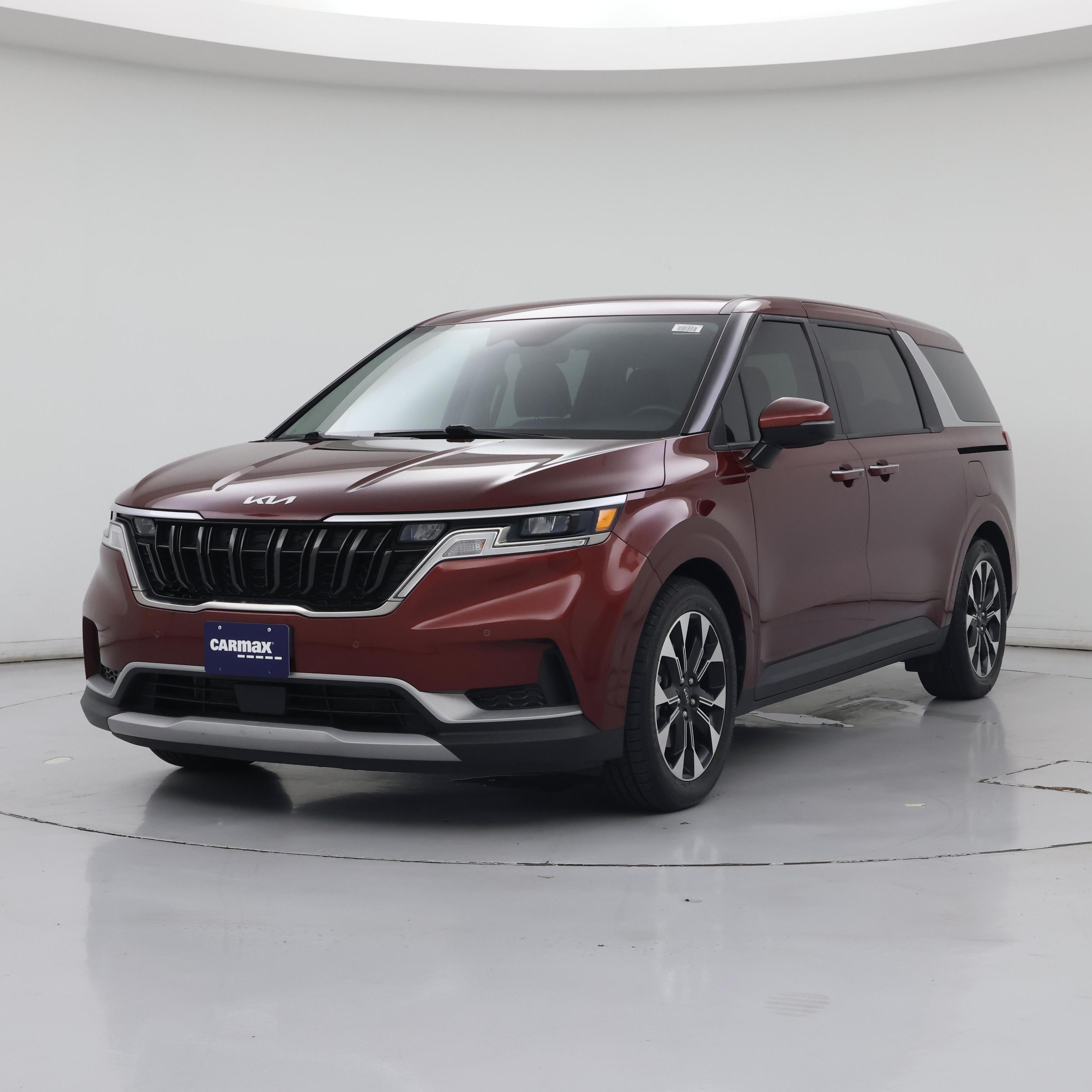 Thumbnail: 2023 Kia Carnival - 4