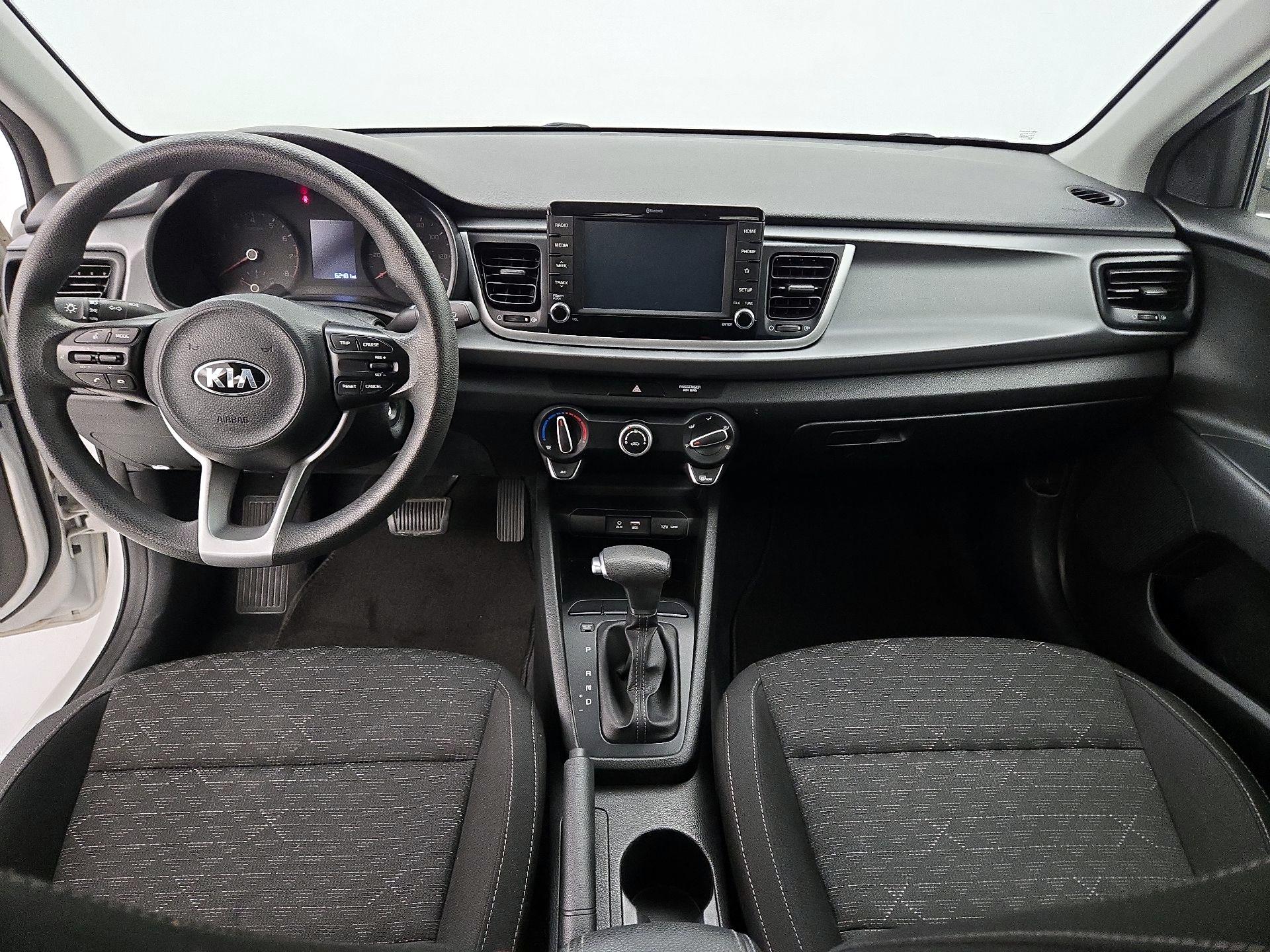 Thumbnail: 2019 Kia Rio - 9