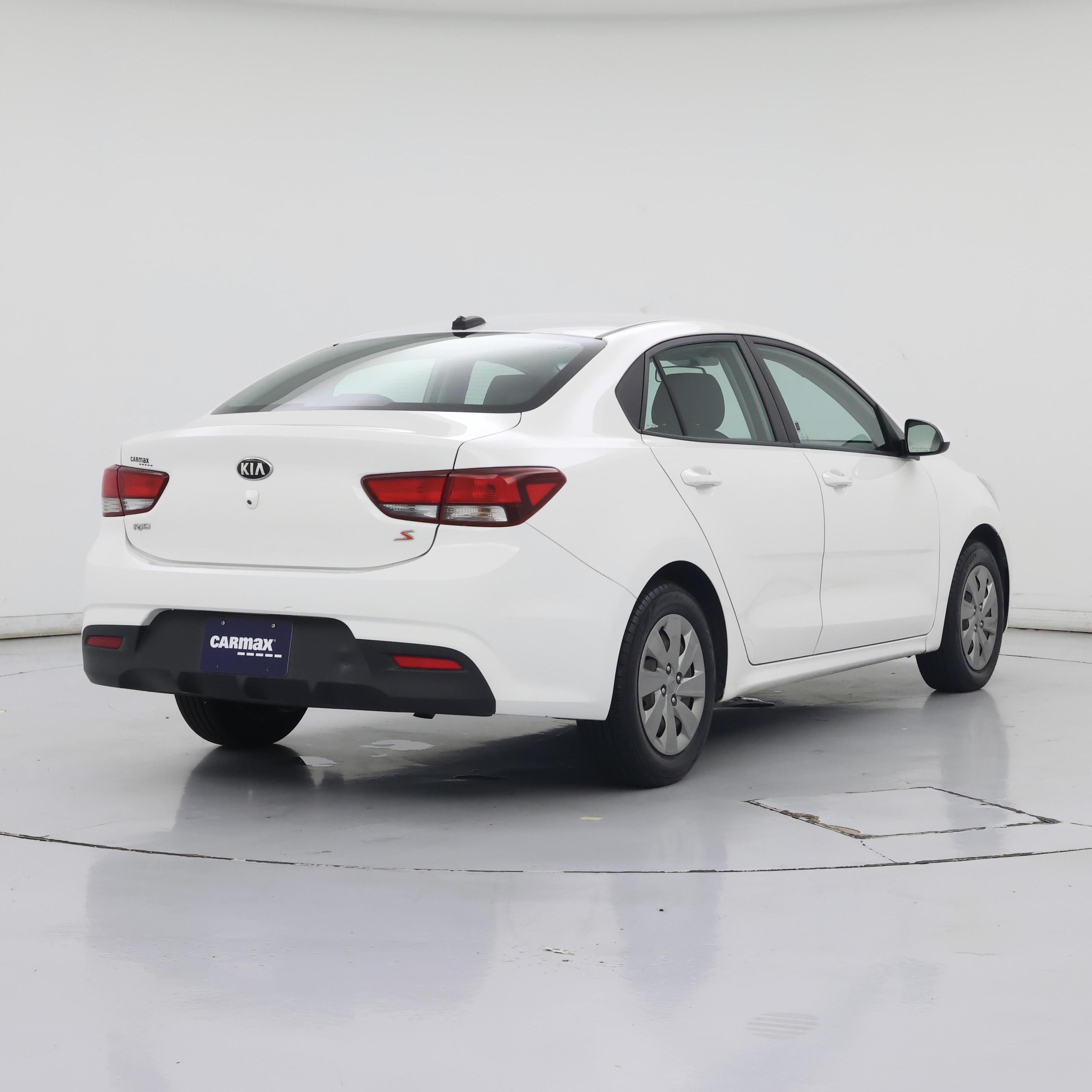 Thumbnail: 2019 Kia Rio - 8