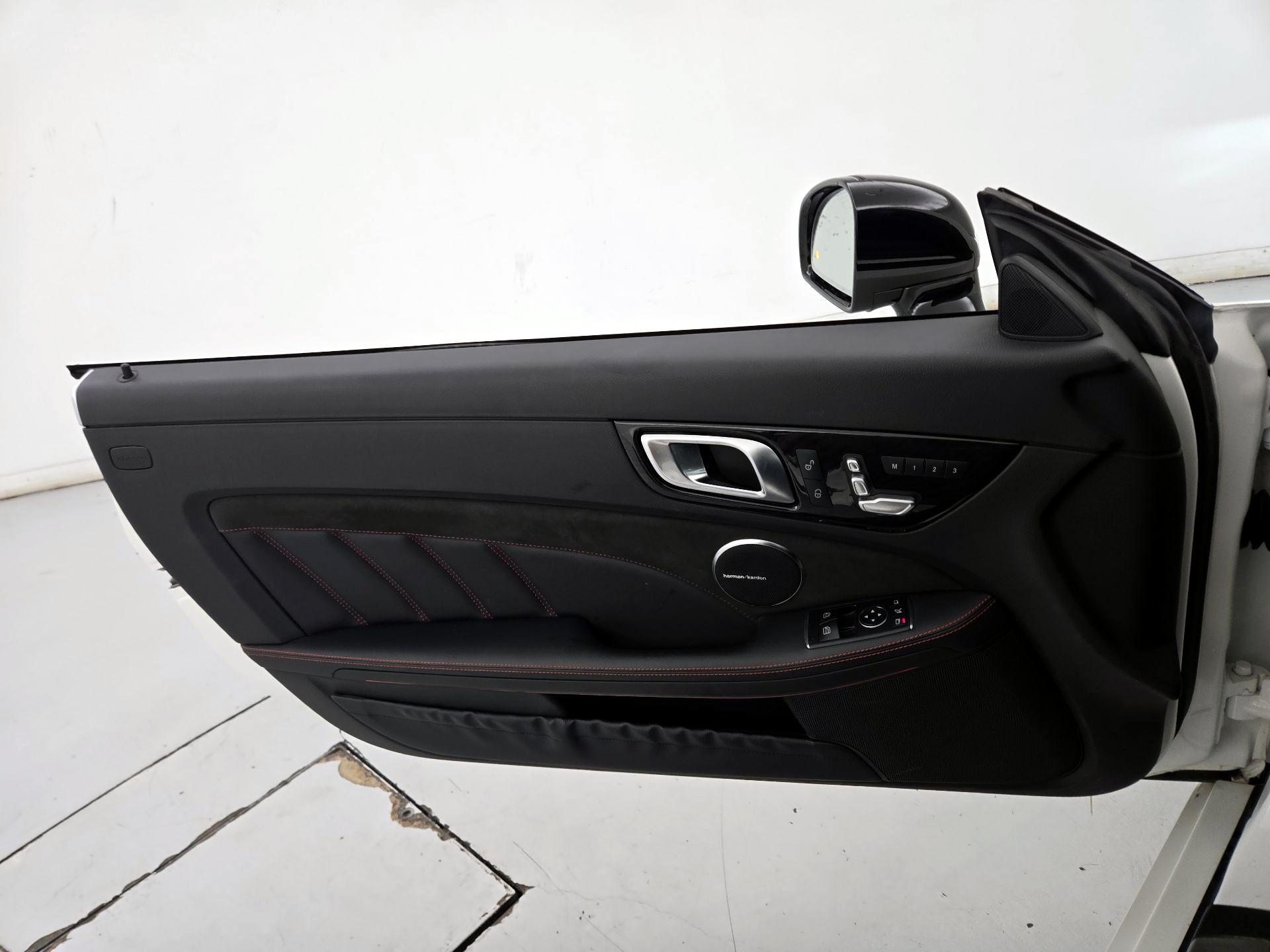 Thumbnail: 2019 Mercedes-Benz SL-Class - 12