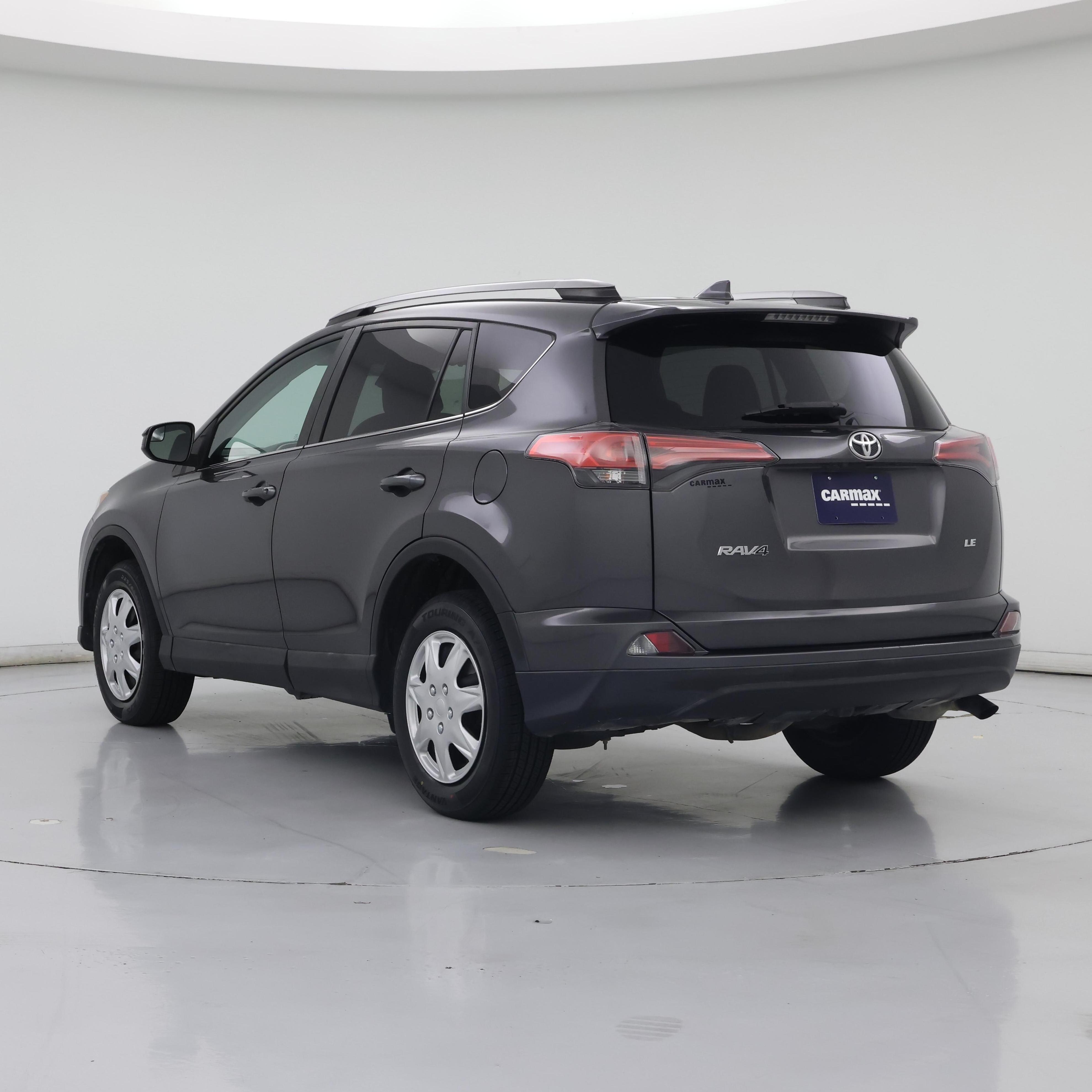 Thumbnail: 2018 Toyota RAV4 - 2