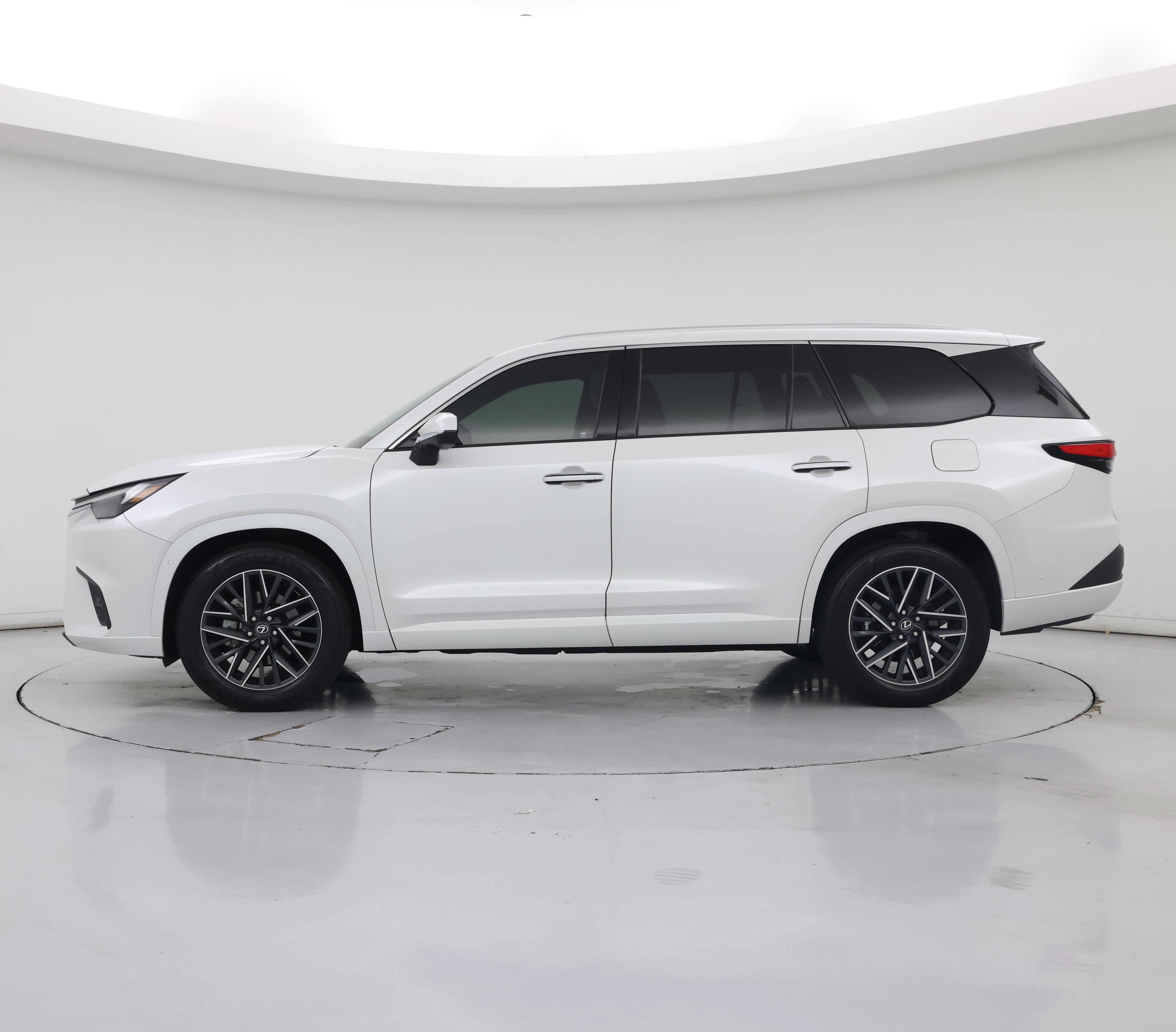 Thumbnail: 2024 Lexus TX - 3