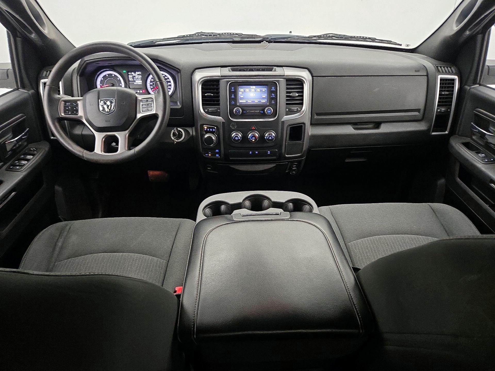 Thumbnail: 2021 RAM 1500 Classic - 9