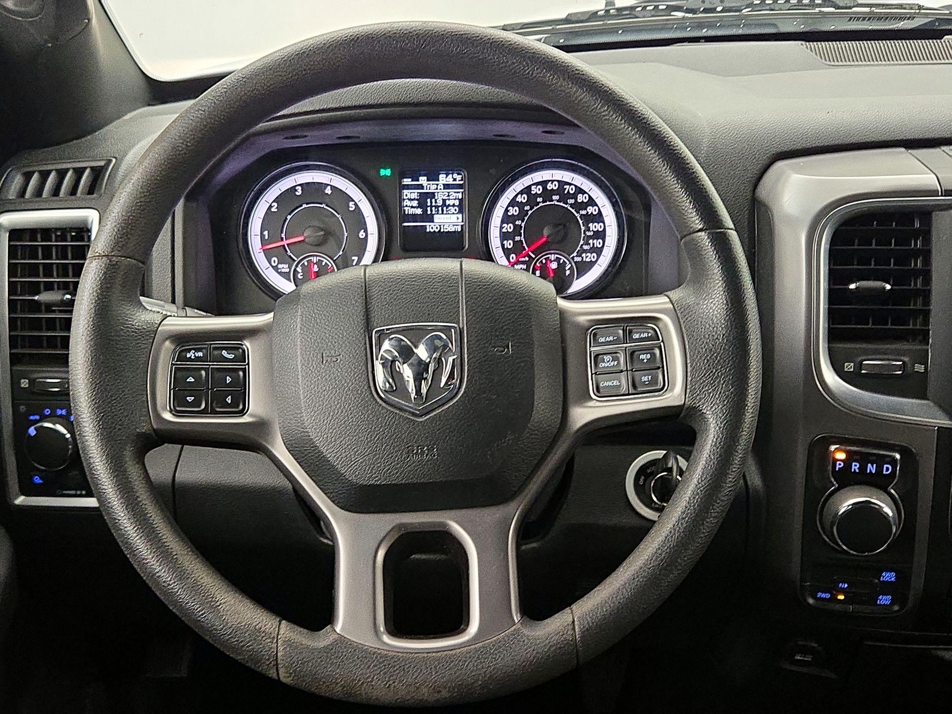 Thumbnail: 2021 RAM 1500 Classic - 10