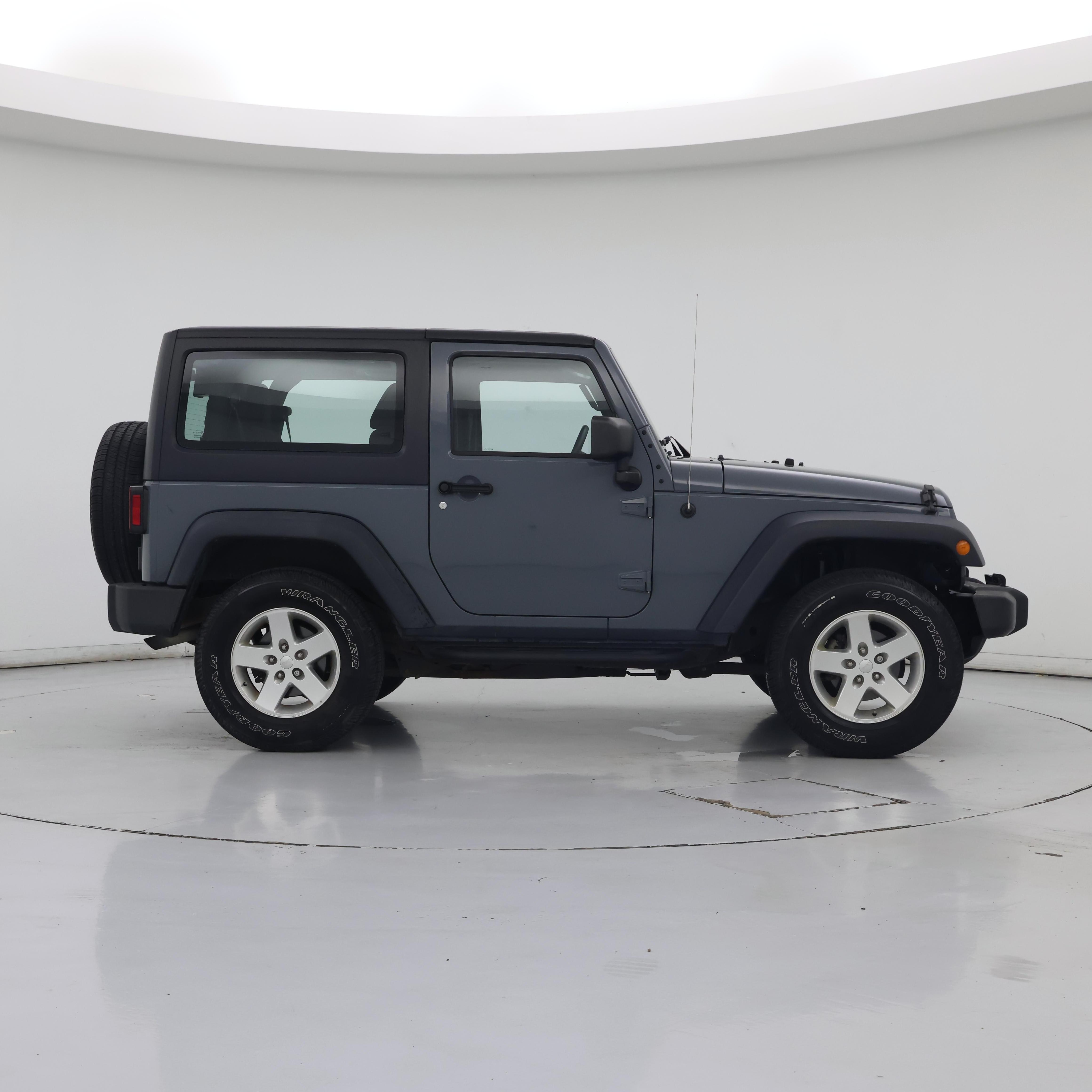 Thumbnail: 2014 Jeep Wrangler - 7