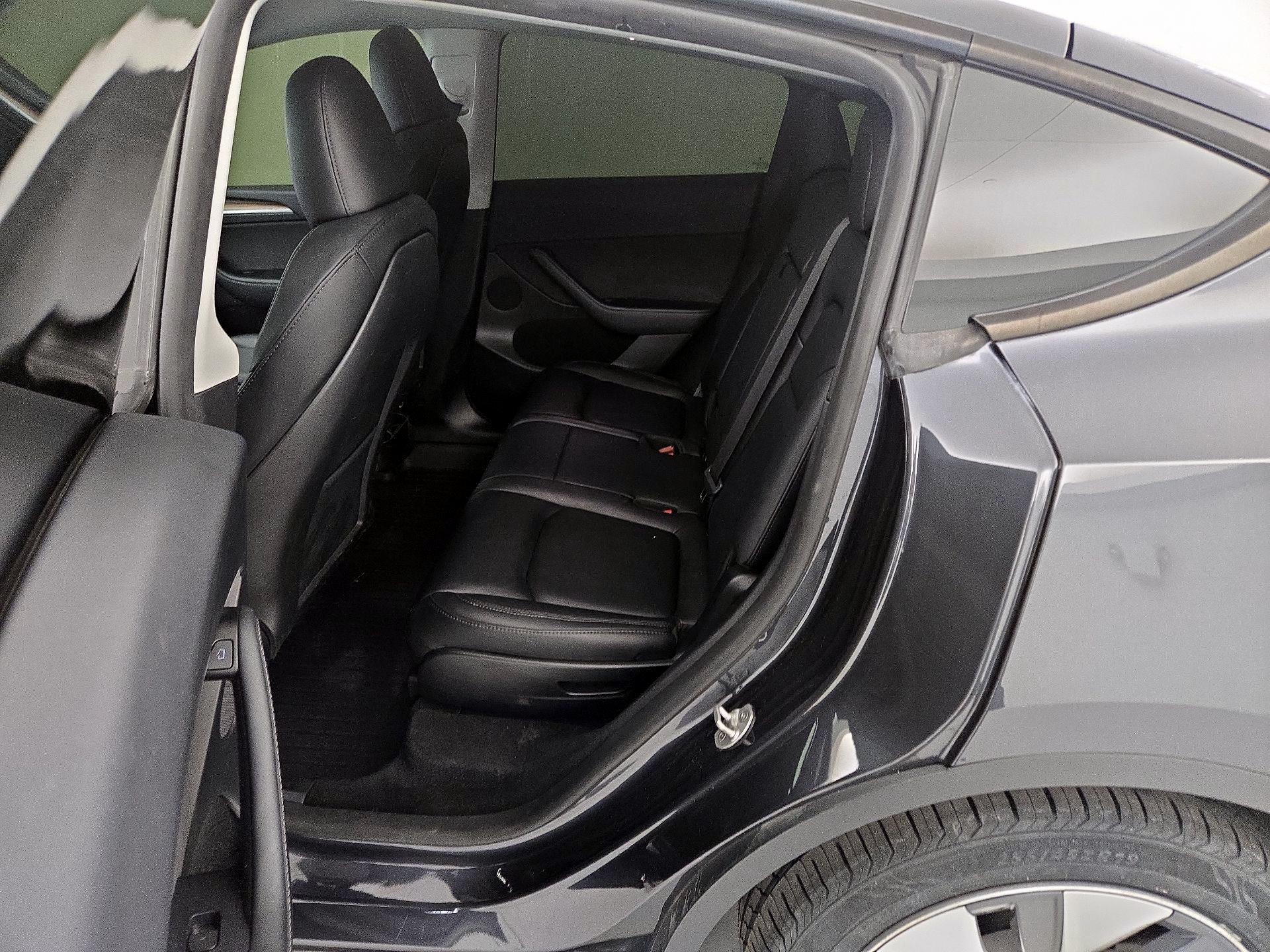 Thumbnail: 2024 Tesla Model Y - 19