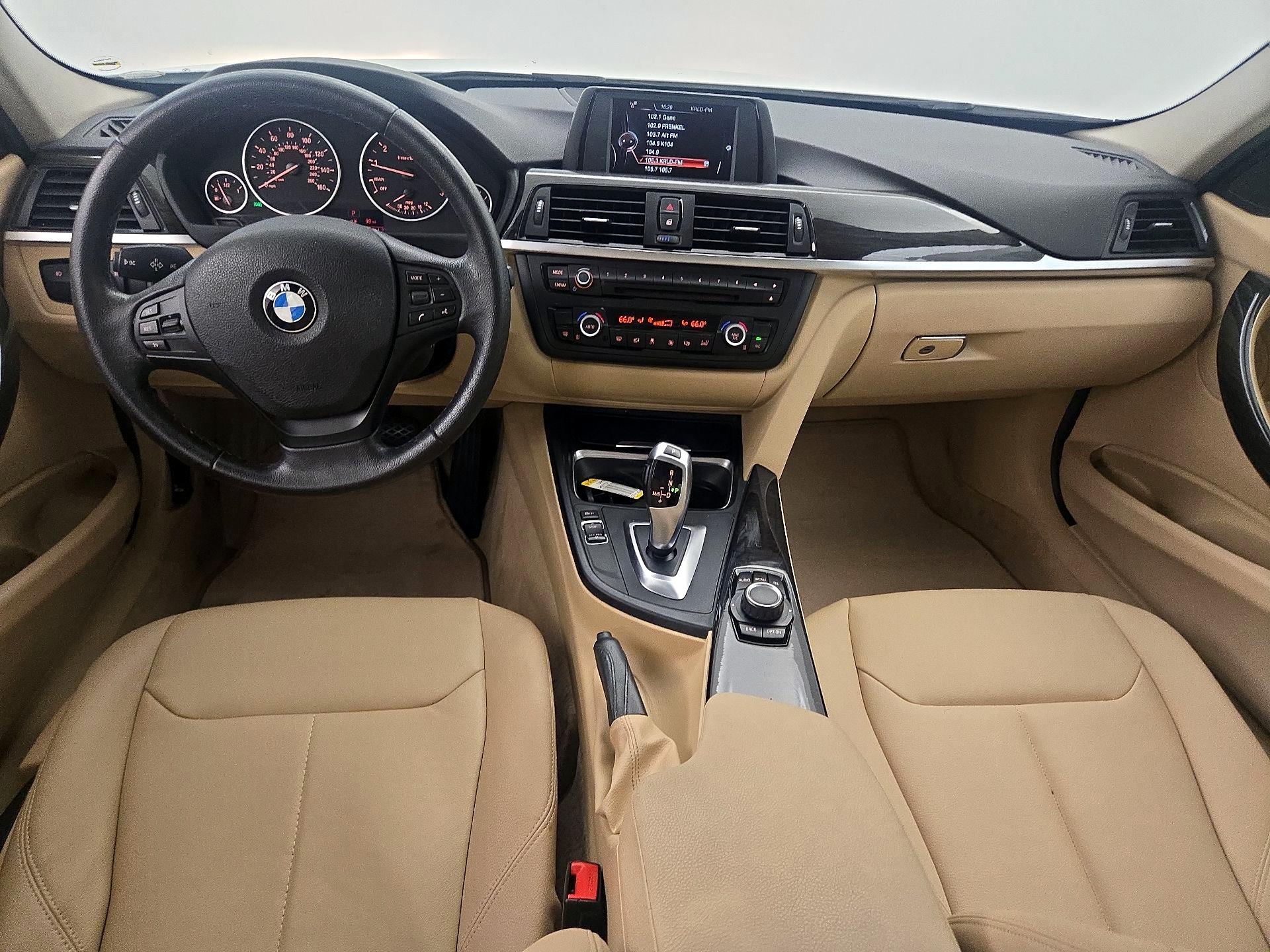 Thumbnail: 2015 BMW 3 Series - 9