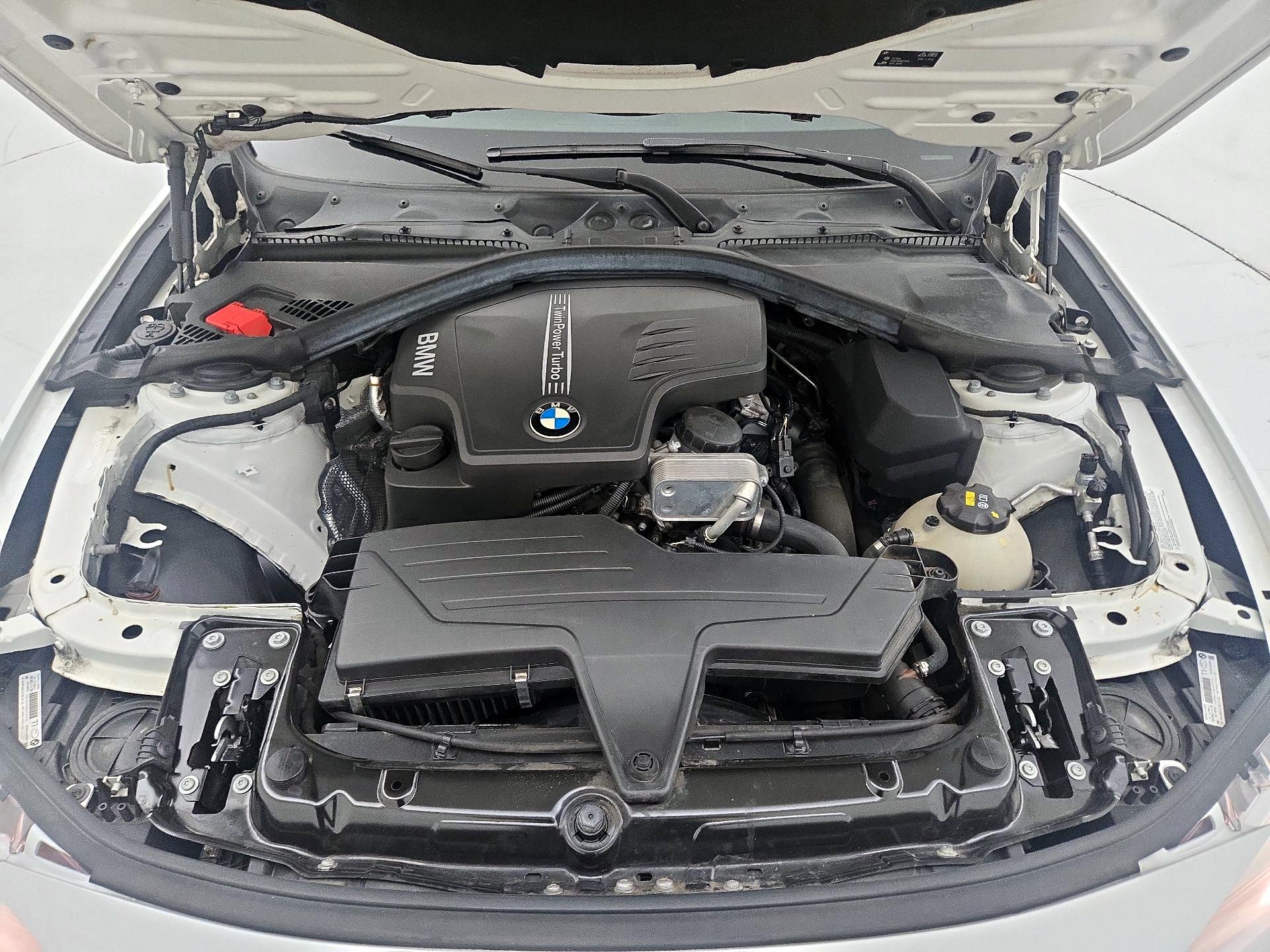 Thumbnail: 2015 BMW 3 Series - 20