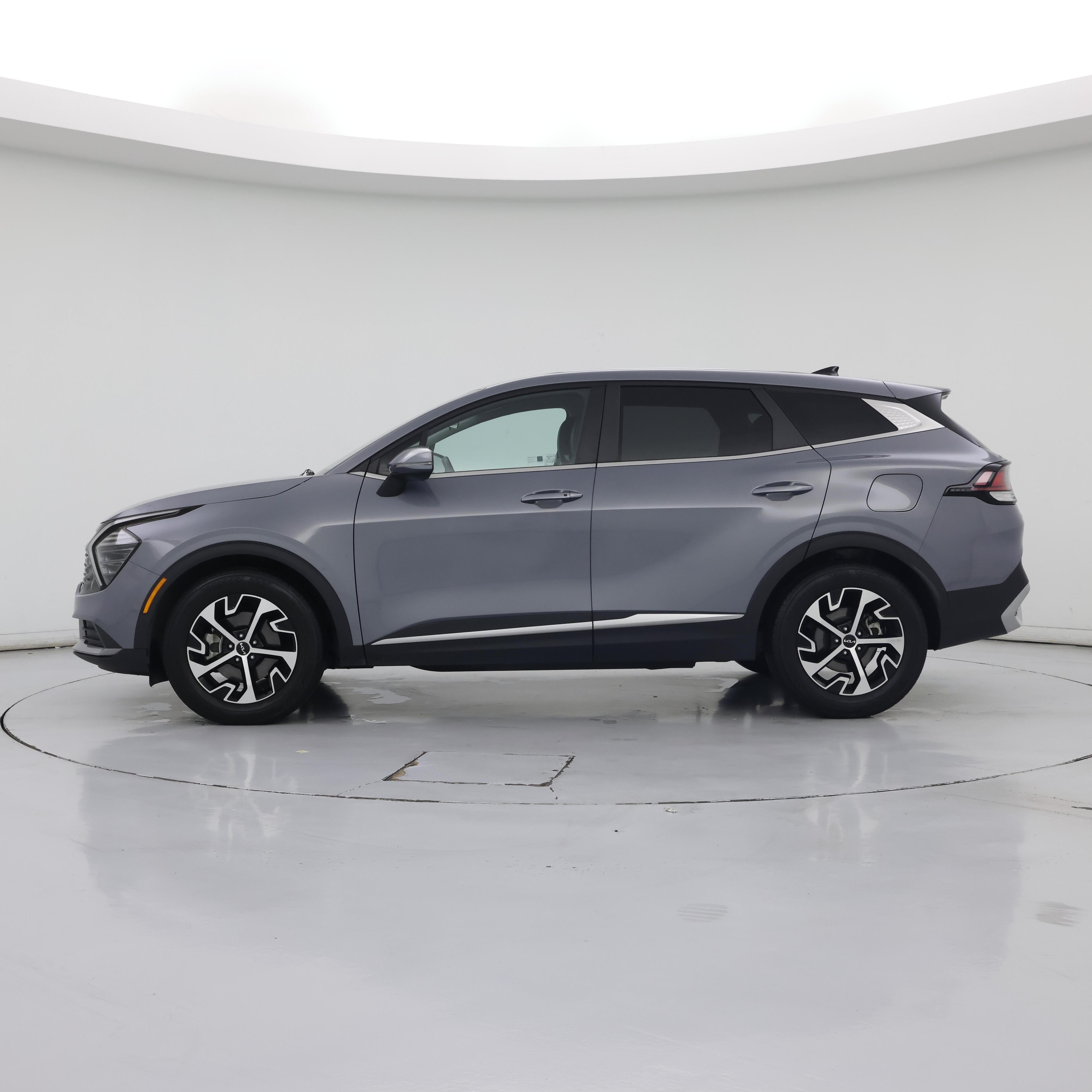 Thumbnail: 2024 Kia Sportage - 3