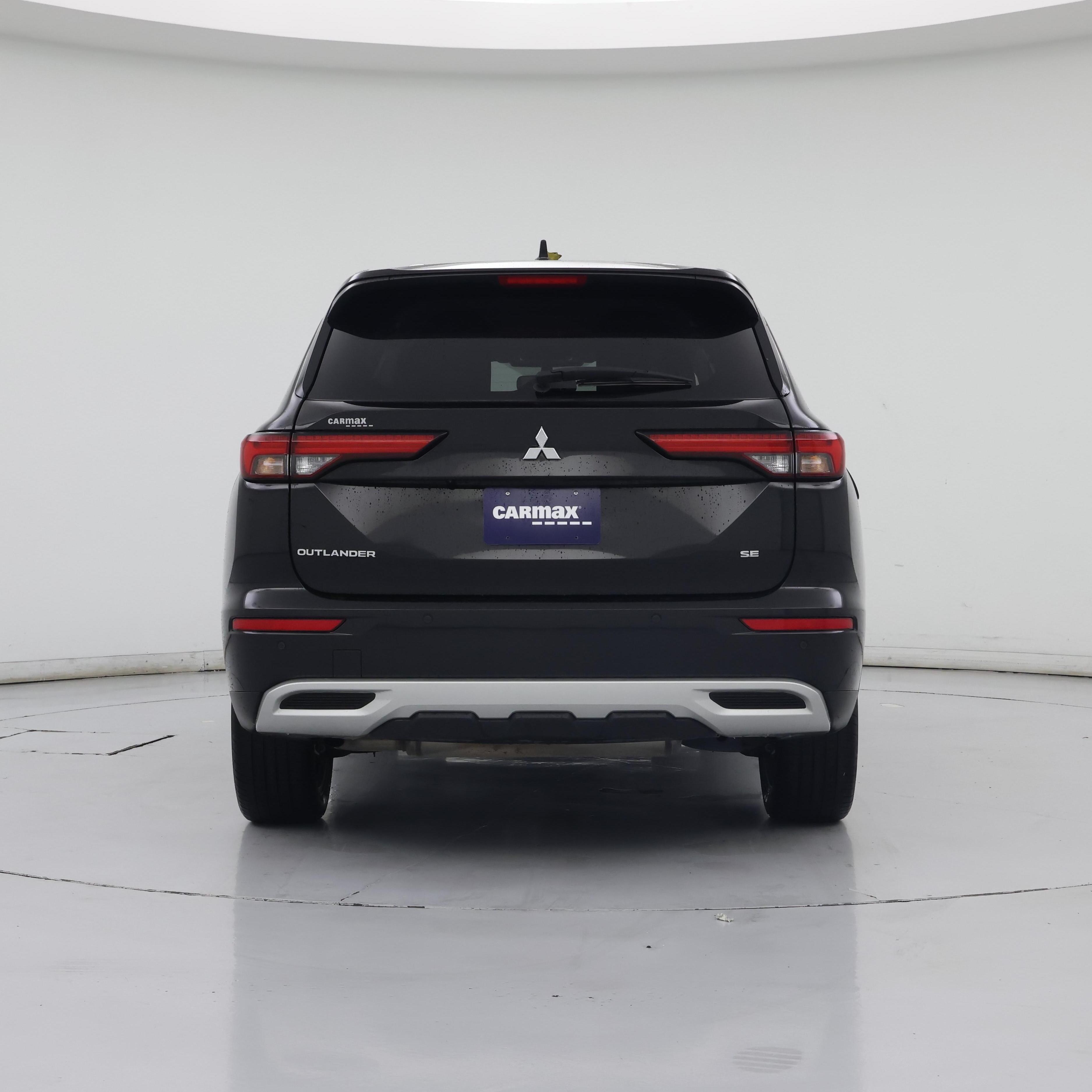 Thumbnail: 2023 Mitsubishi Outlander - 6