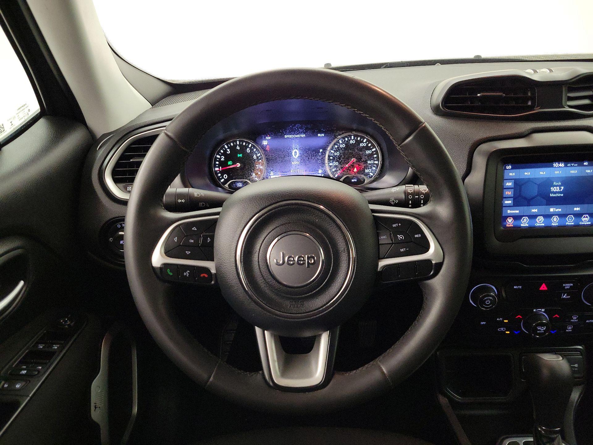 Thumbnail: 2021 Jeep Renegade - 10