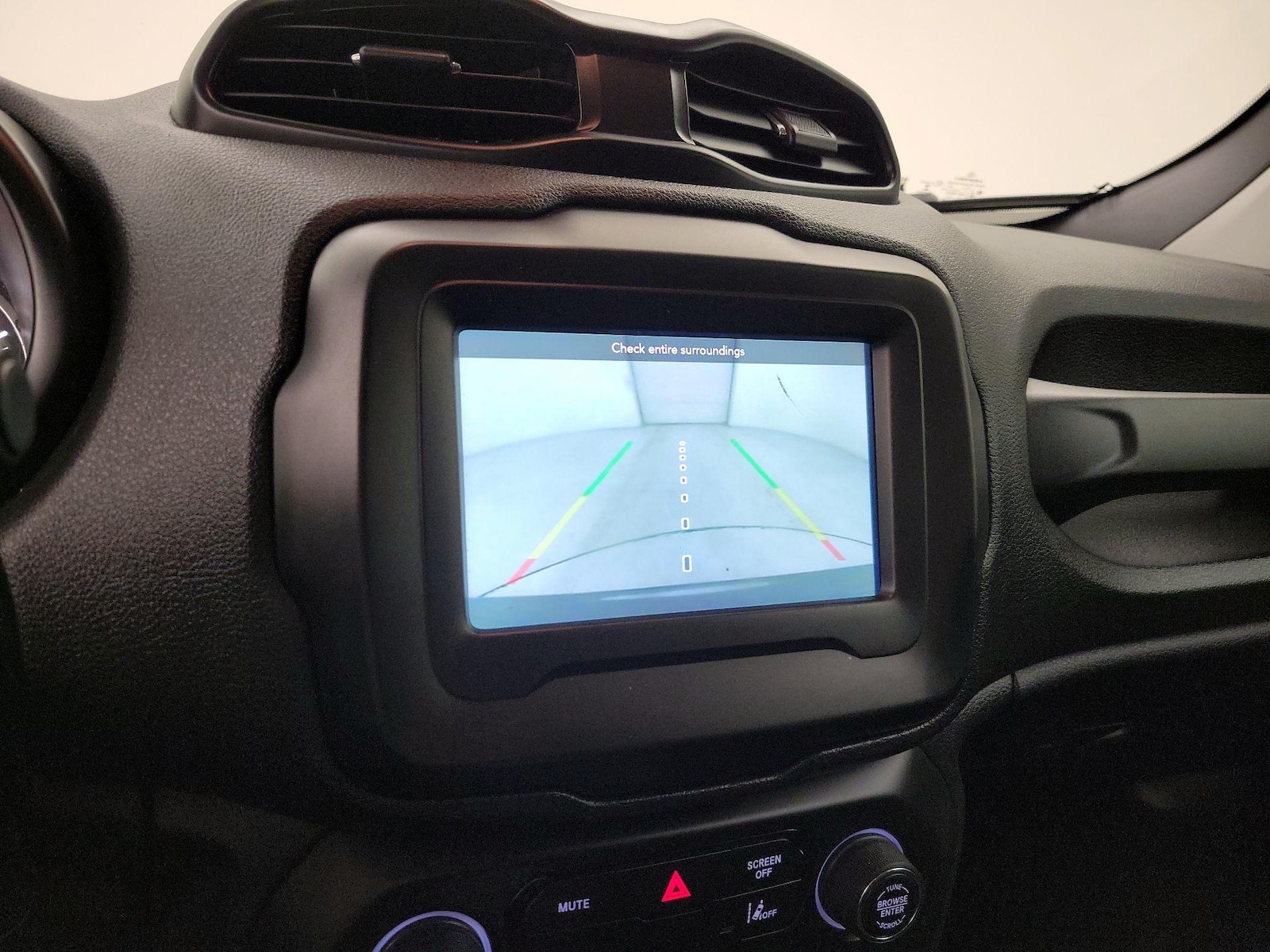 2021 Jeep Renegade Latitude - Photo 15