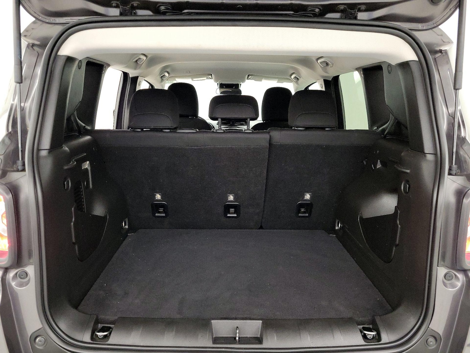 2021 Jeep Renegade Latitude - Photo 20