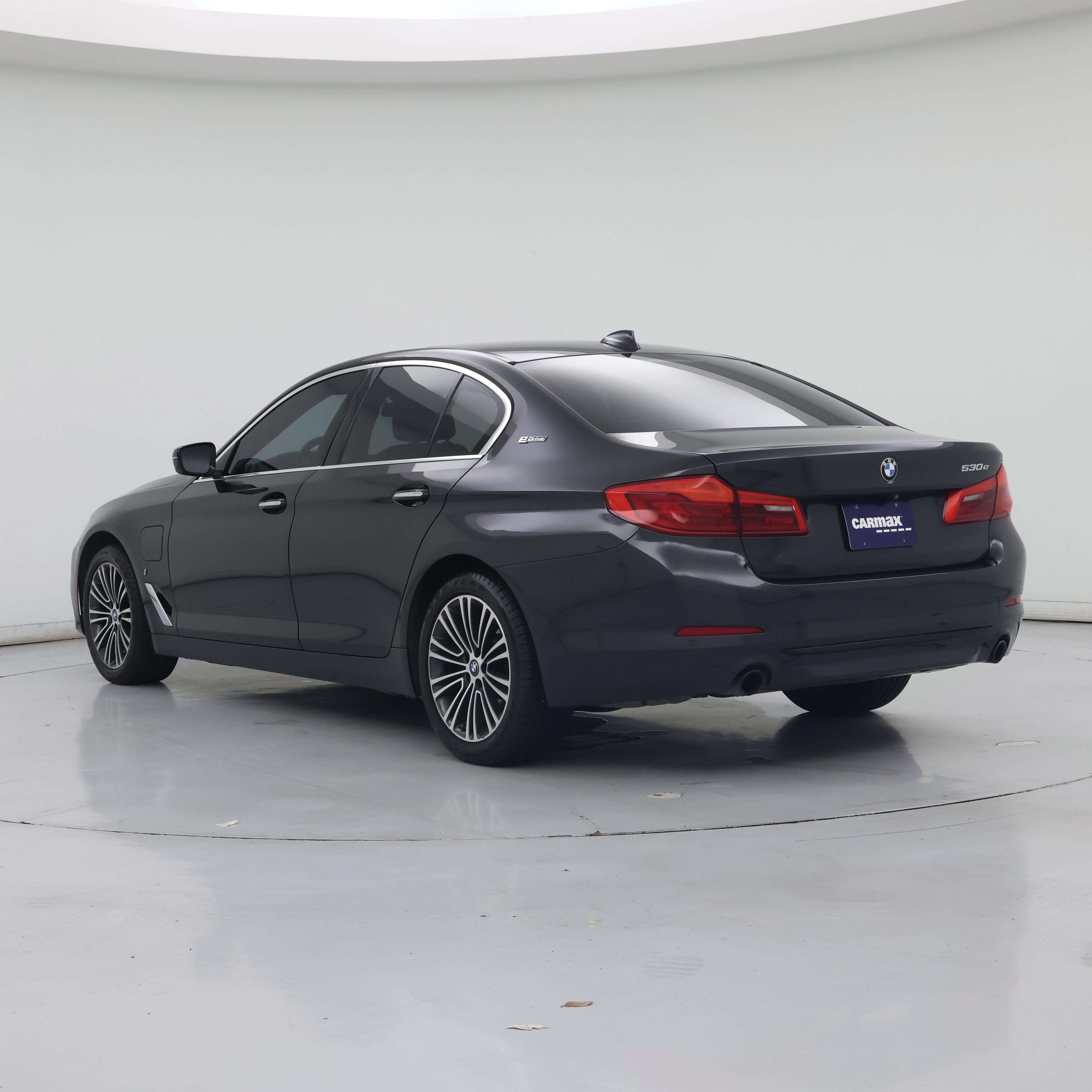 Thumbnail: 2018 BMW 5 Series - 2