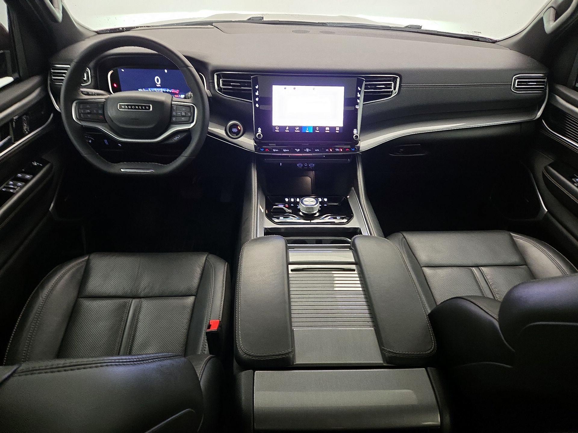 Thumbnail: 2022 Jeep Wagoneer - 9