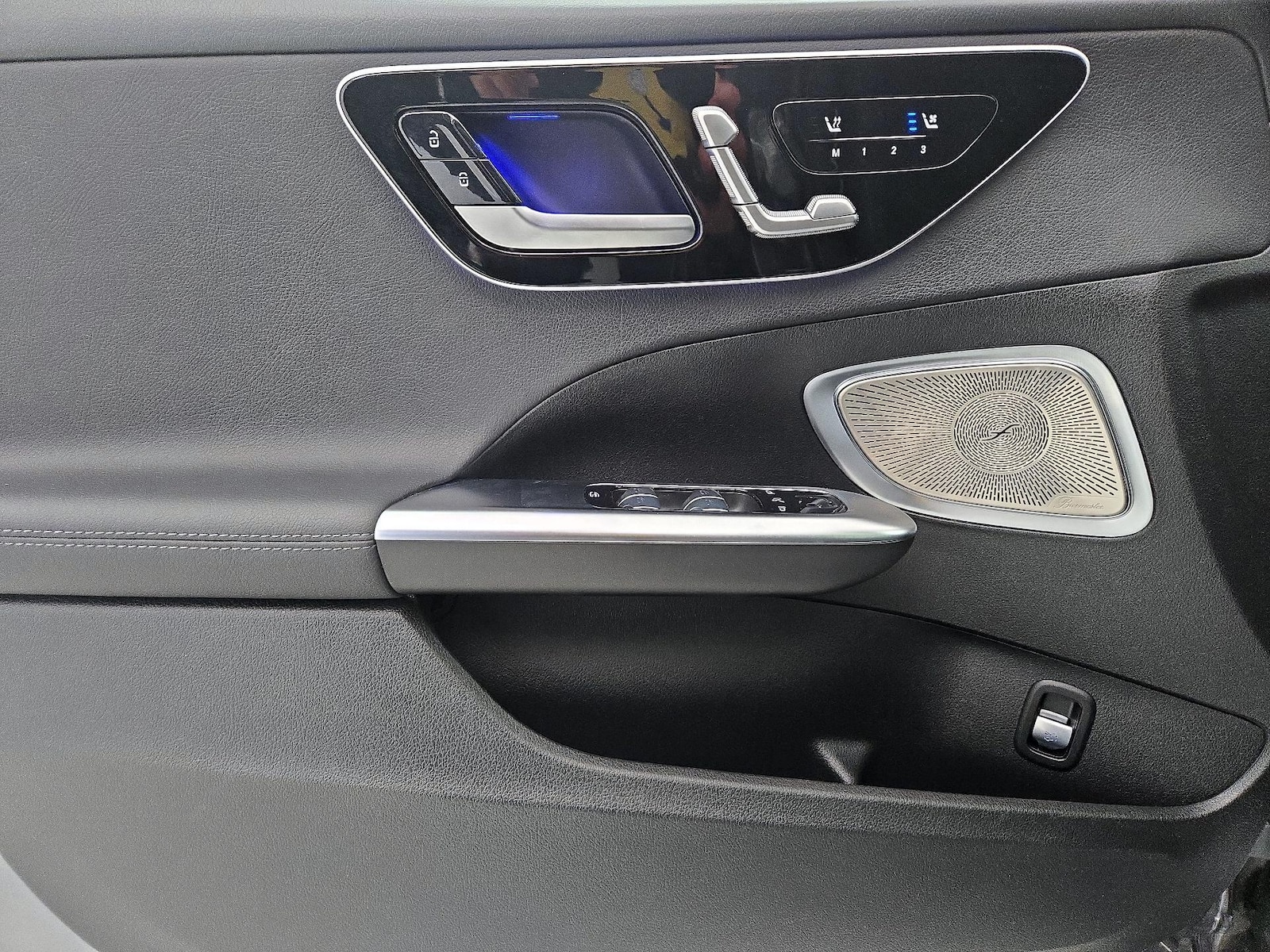 2024 Mercedes-Benz C-Class Sedan C 300 - Photo 13