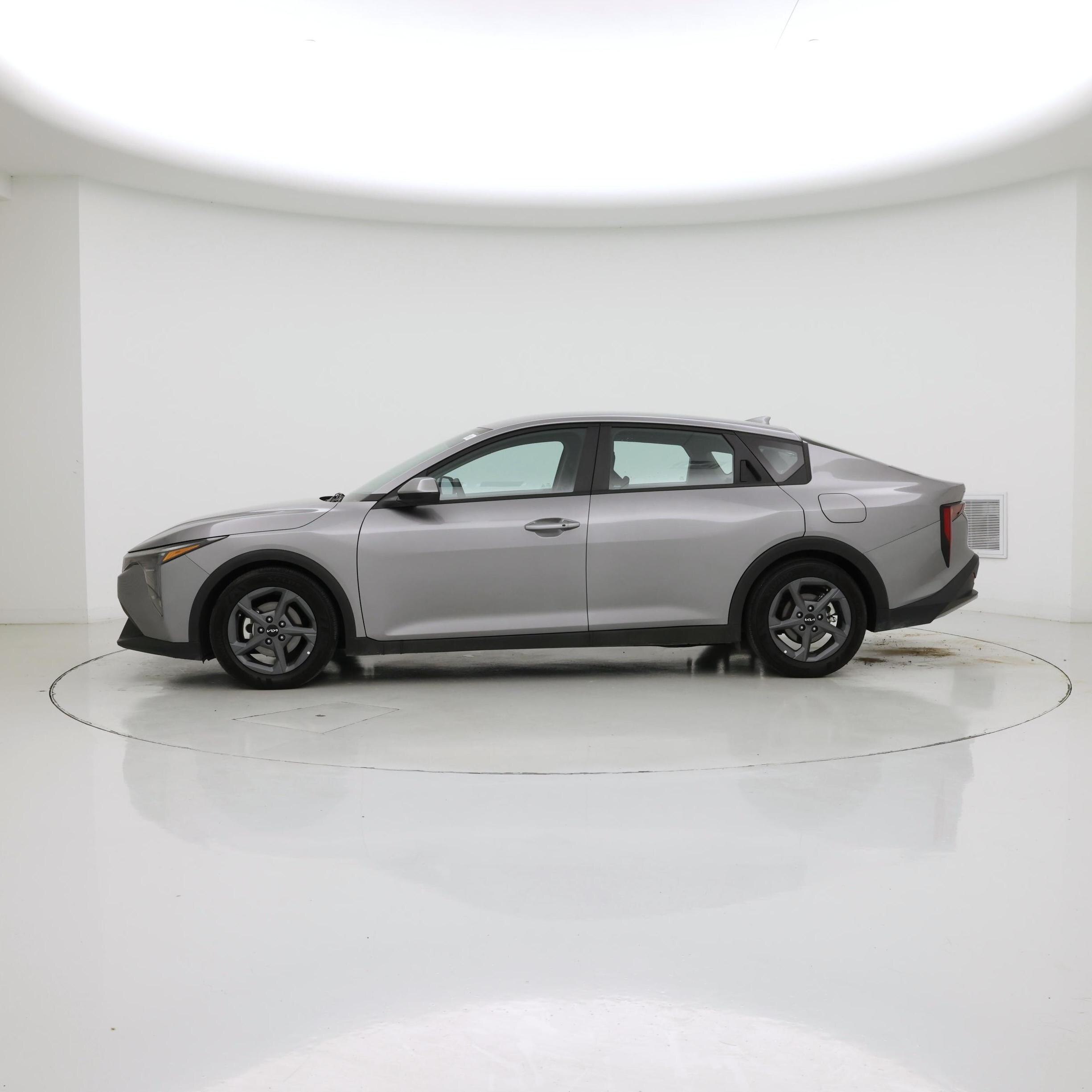 Thumbnail: 2025 Kia K4 - 3