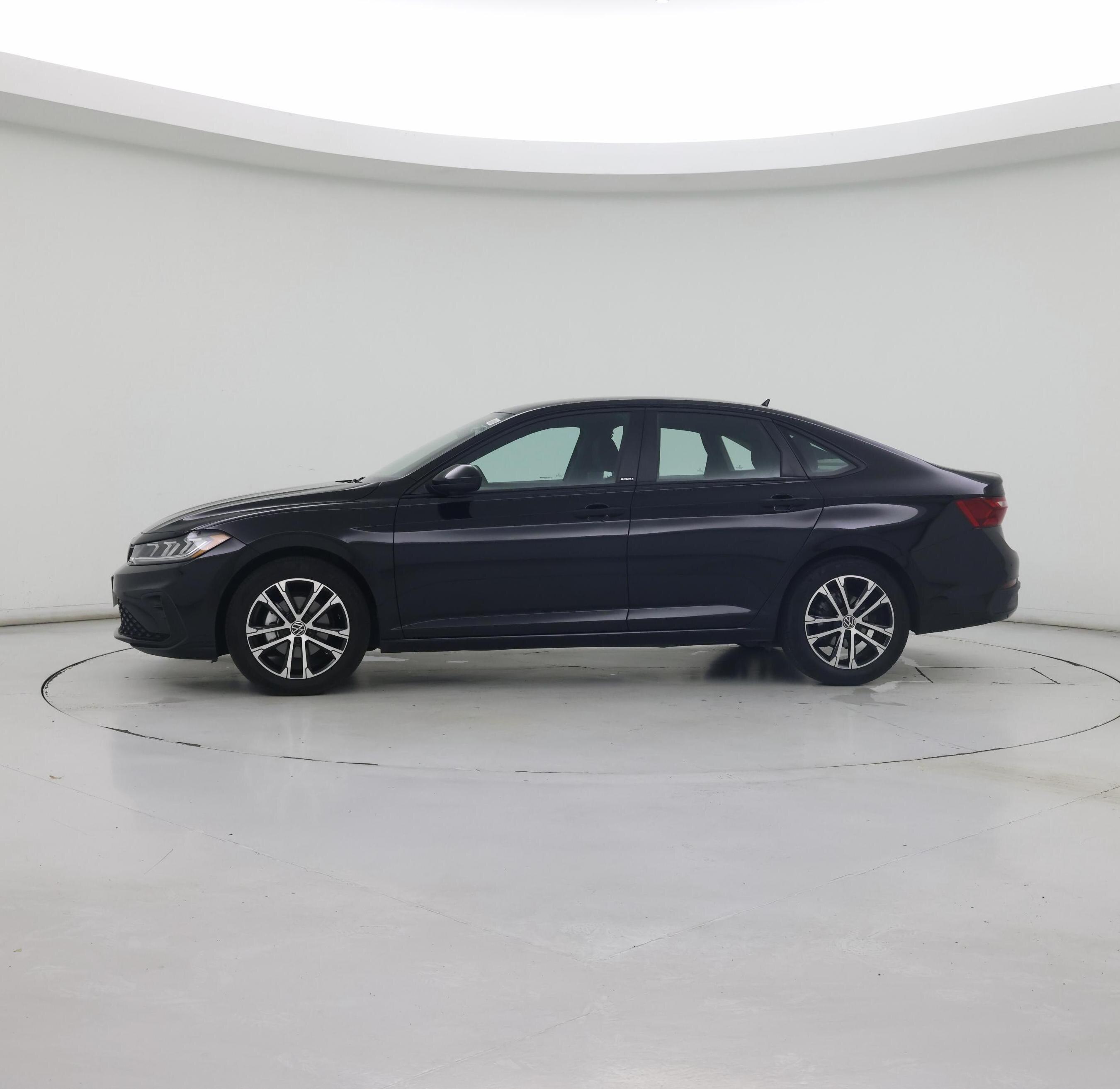 Thumbnail: 2025 Volkswagen Jetta - 3