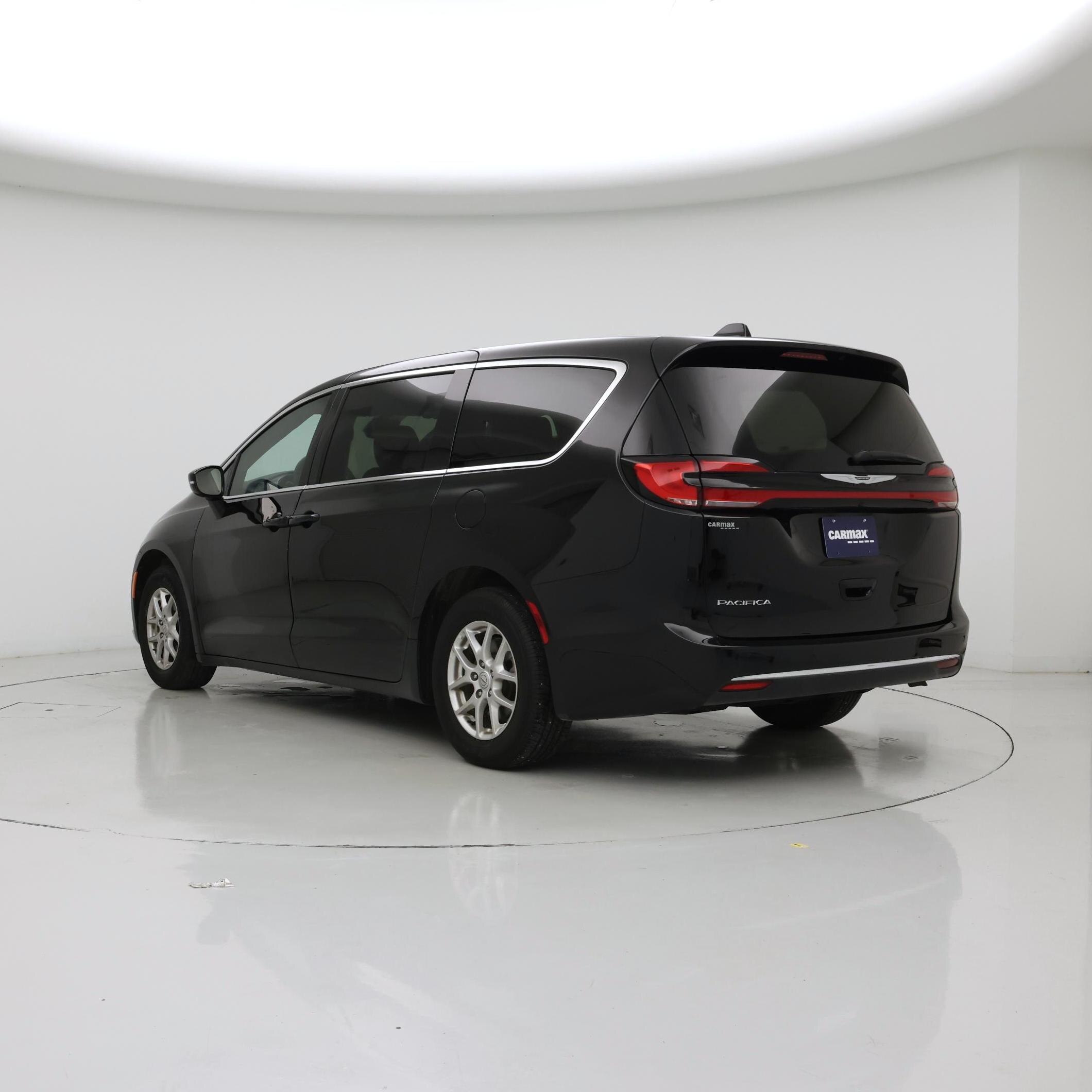 Thumbnail: 2025 Chrysler Pacifica - 2