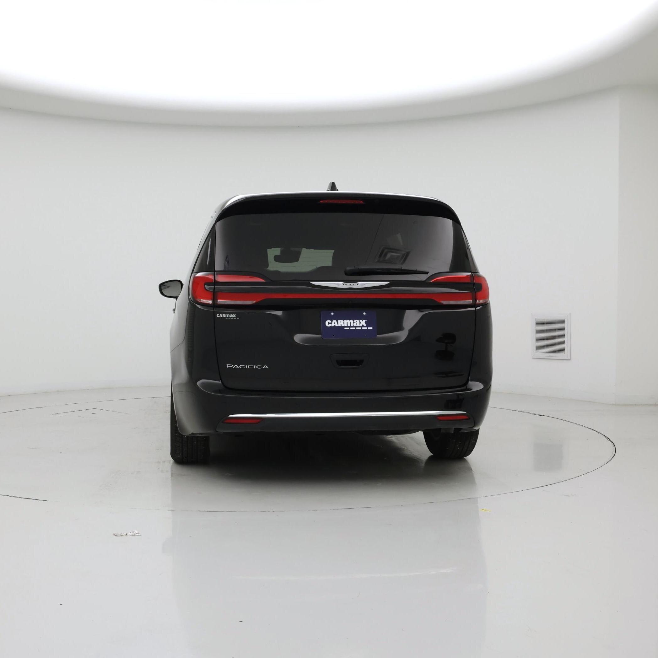 Thumbnail: 2025 Chrysler Pacifica - 6