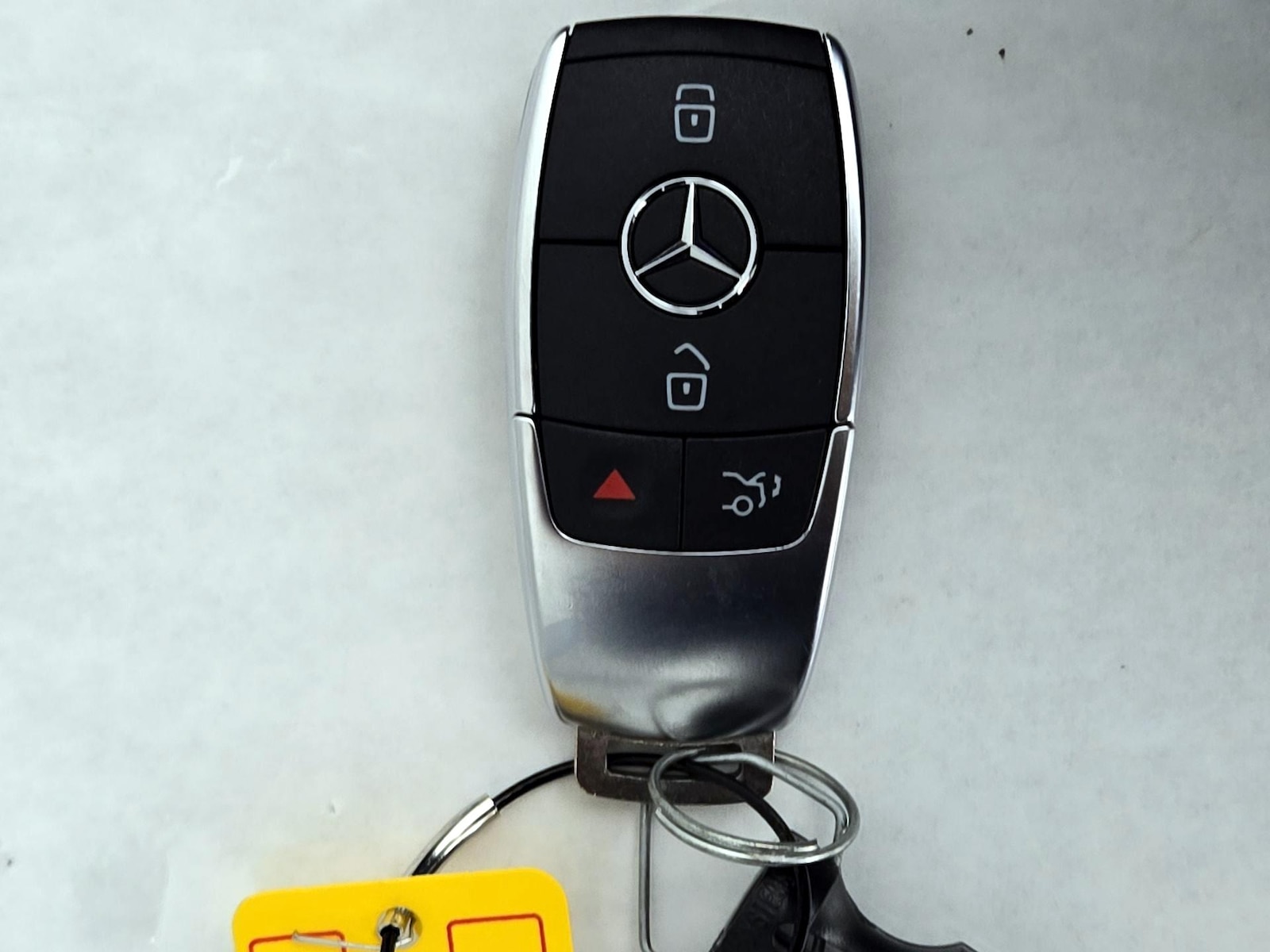 2025 Mercedes-Benz GLB Base - Photo 23