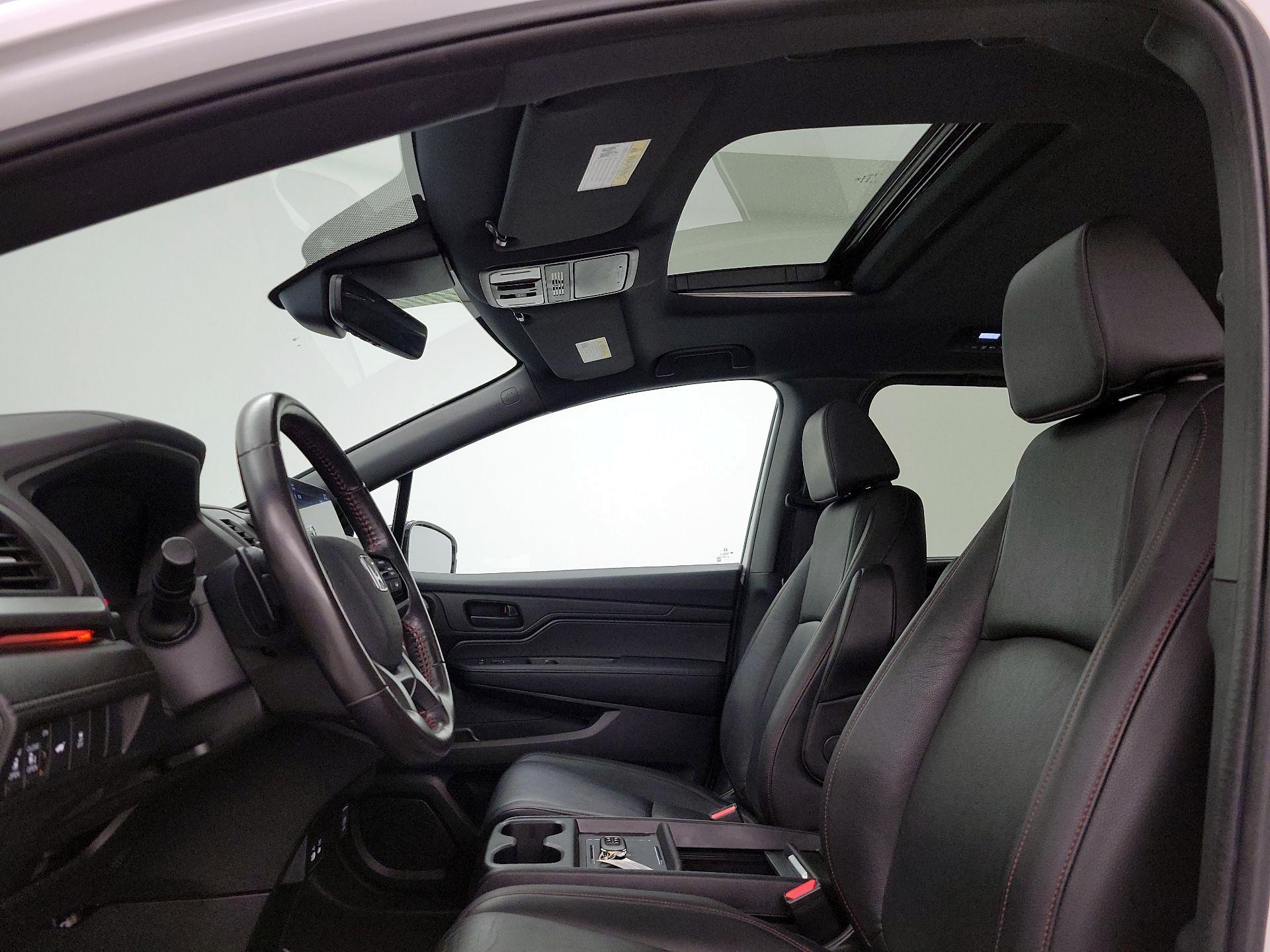 Thumbnail: 2025 Honda Odyssey - 18