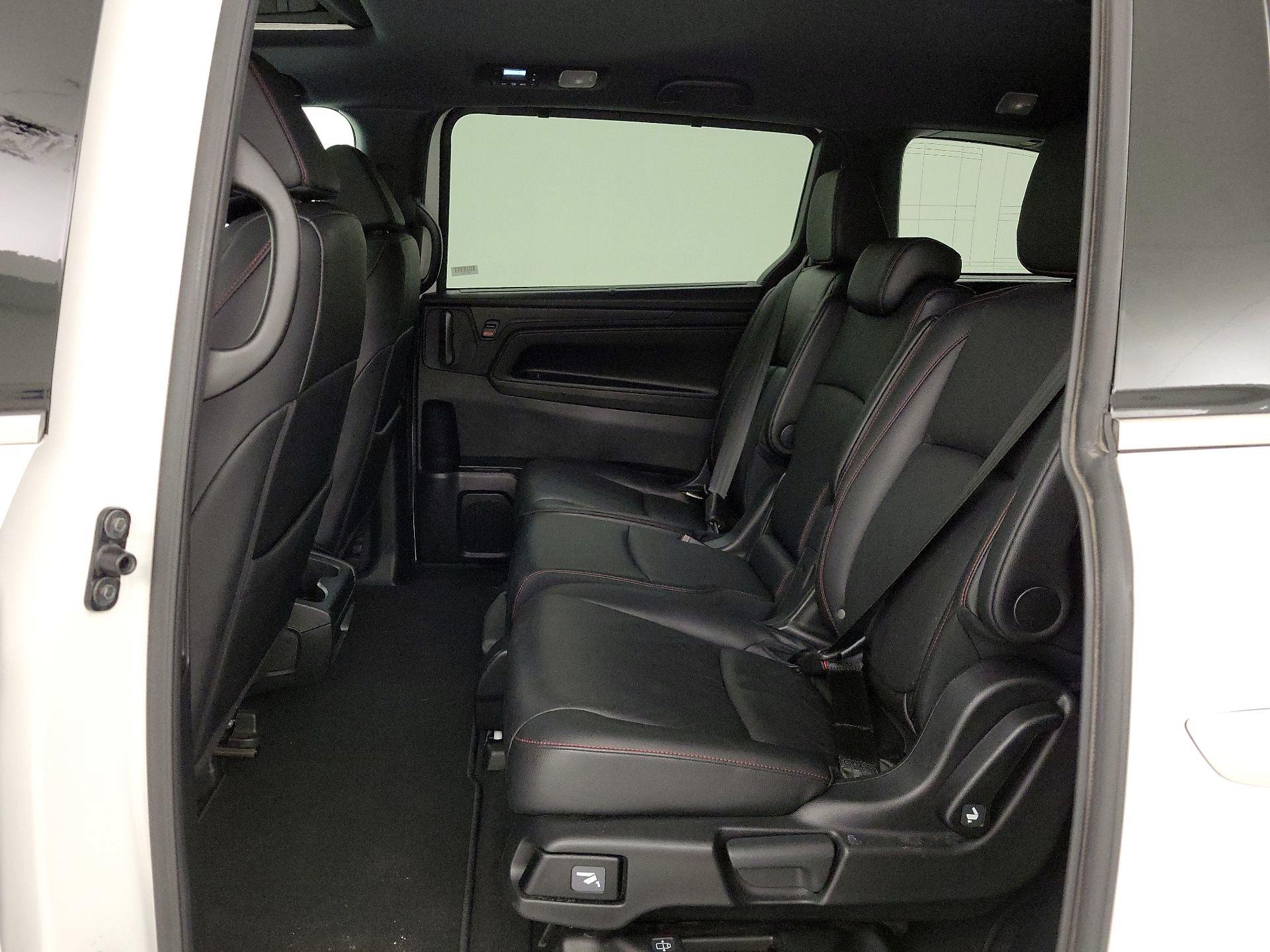 Thumbnail: 2025 Honda Odyssey - 19